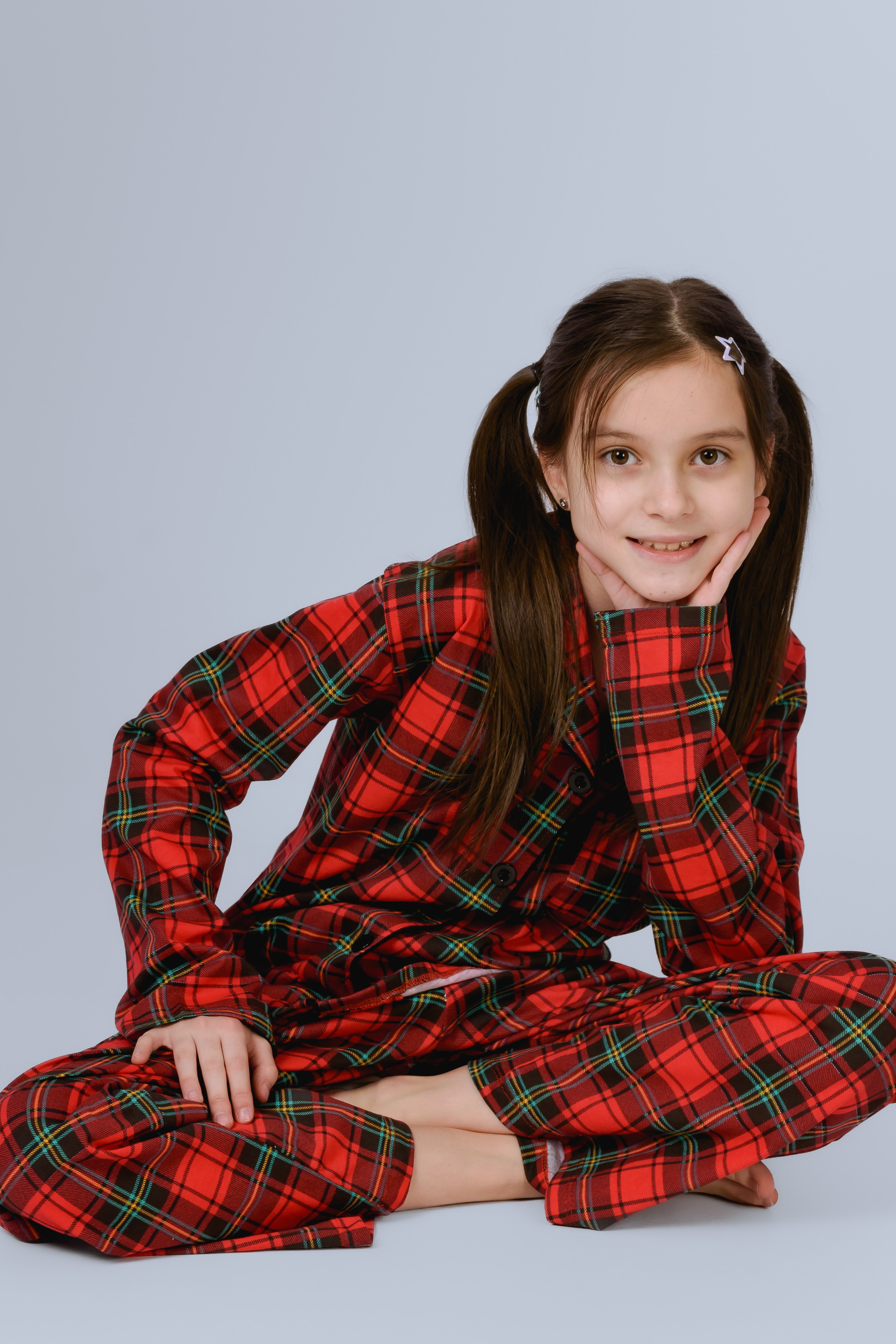 Фотосъемка детской одежды для интернет-магазинов. Gramy-studio: фото, видео, инфографика и 3D визуализация для маркетплейсов