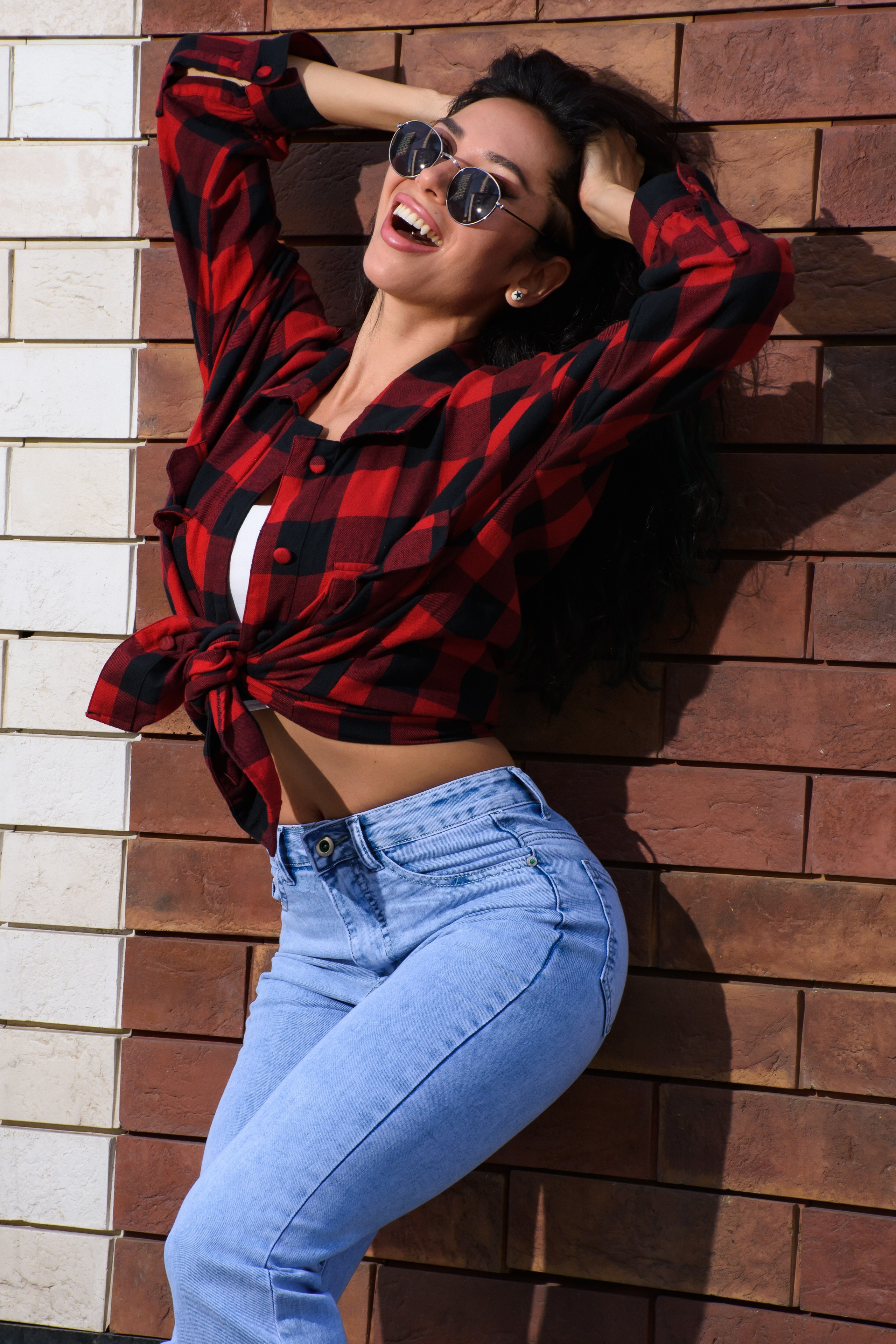 Фотосъемка женской одежды и аксессуаров для маркетплейсов. Gramy-studio: фото, видео, инфографика и 3D визуализация для маркетплейсов