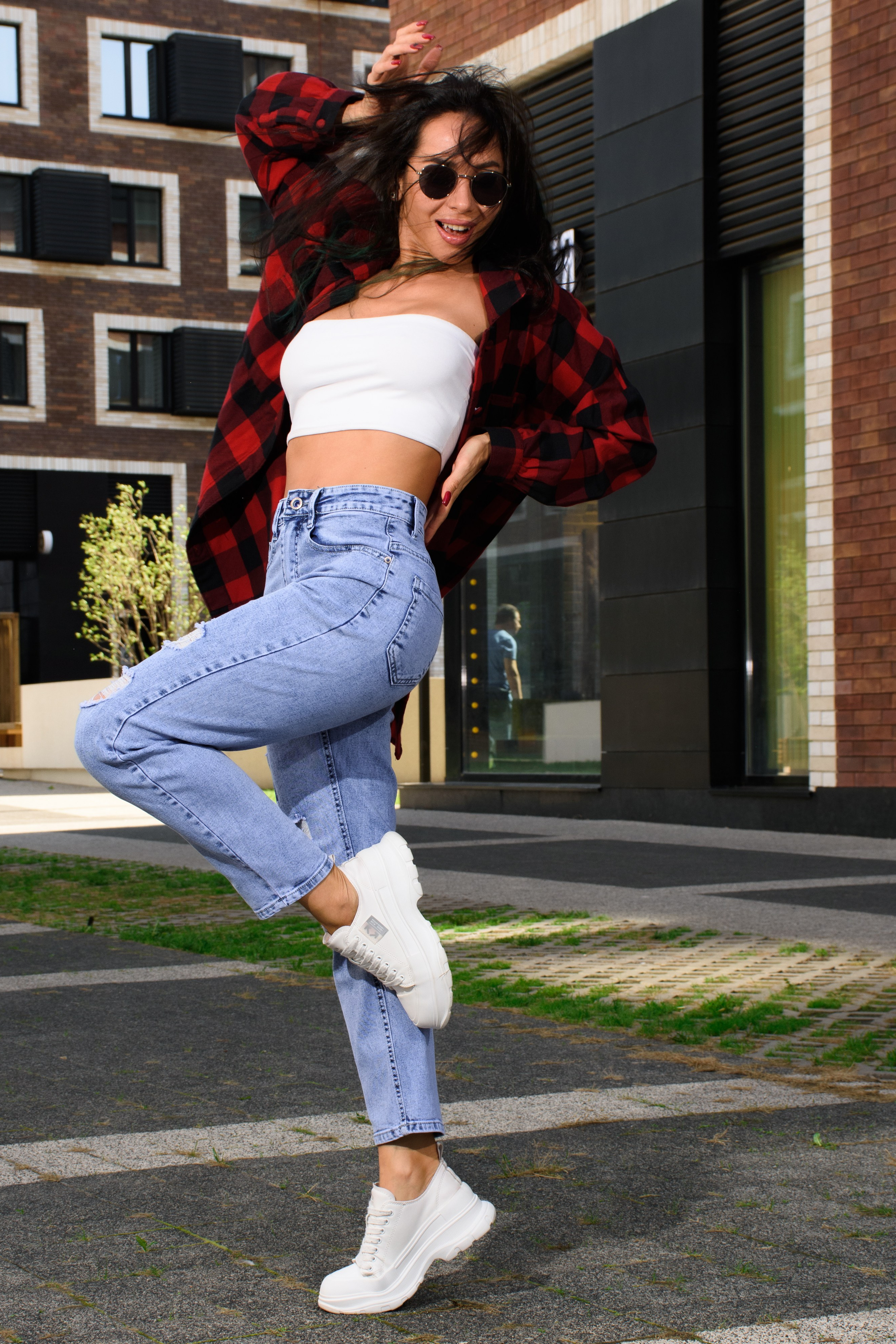 Фотосъемка женской одежды и аксессуаров для маркетплейсов. Gramy-studio: фото, видео, инфографика и 3D визуализация для маркетплейсов