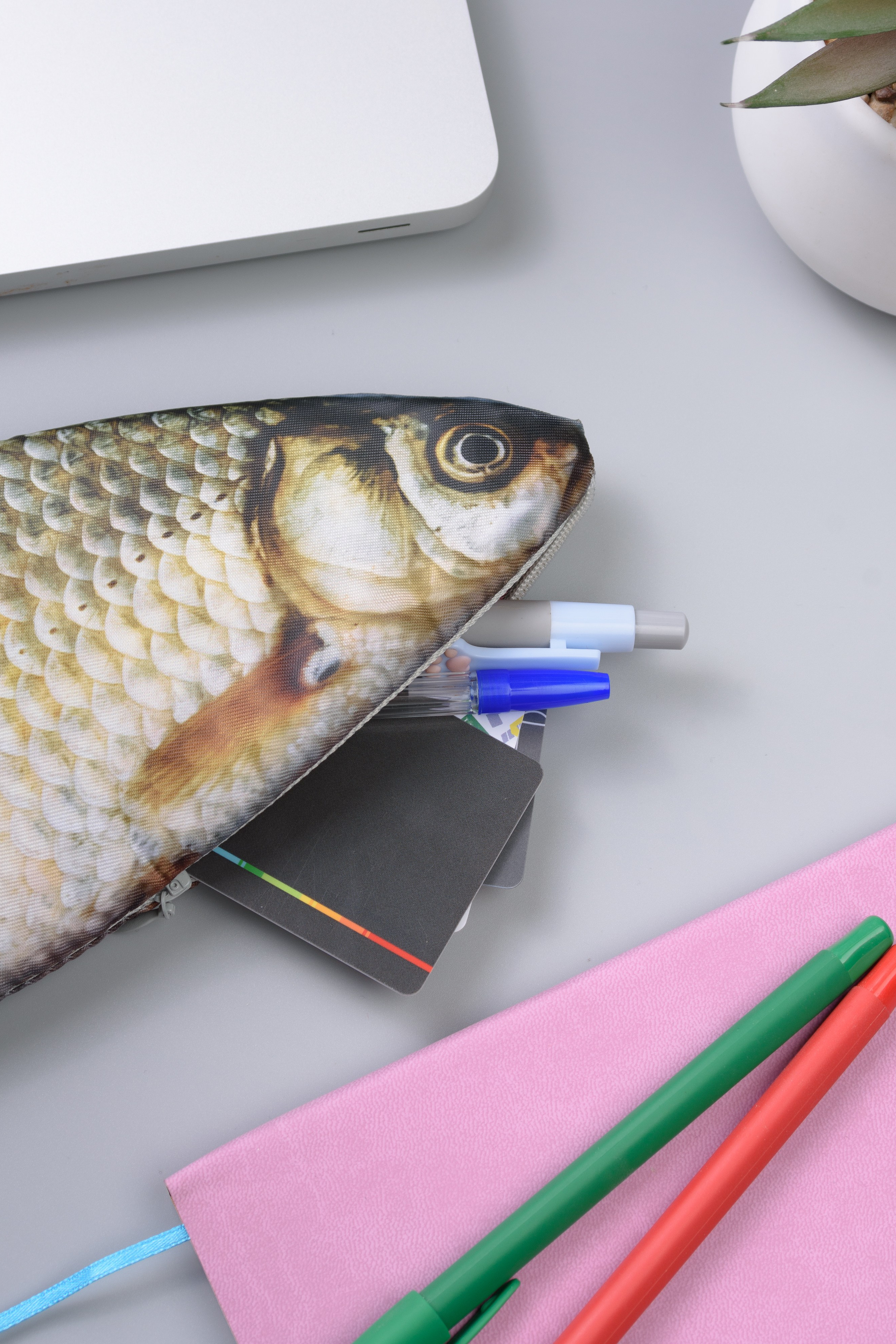 Фото товаров в композиции для рекламы и соцсетей. Gramy-studio: фото, видео, инфографика и 3D визуализация для маркетплейсов