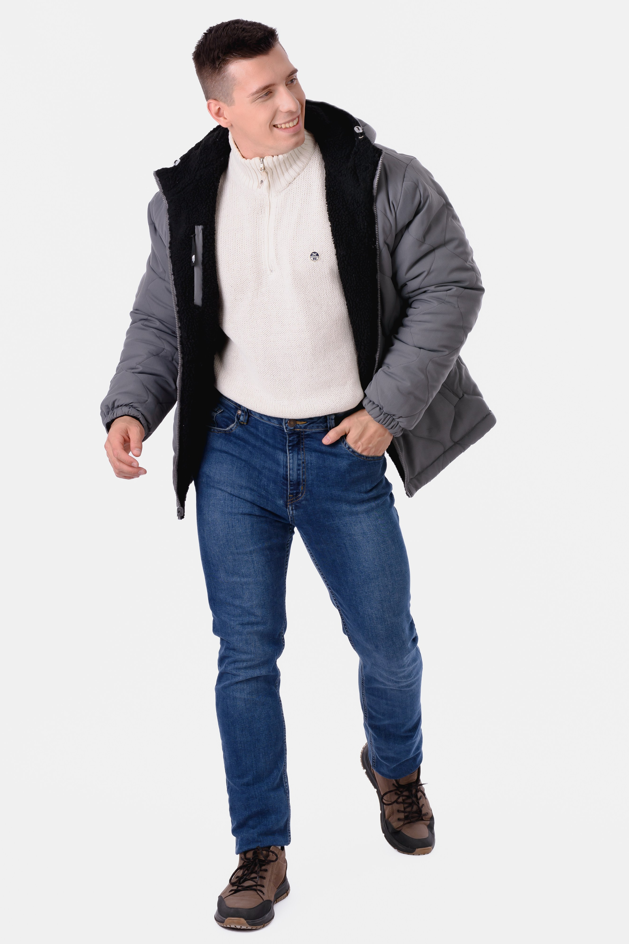 Профессиональная съемка мужской одежды и аксессуаров. Gramy-studio: фото, видео, инфографика и 3D визуализация для маркетплейсов