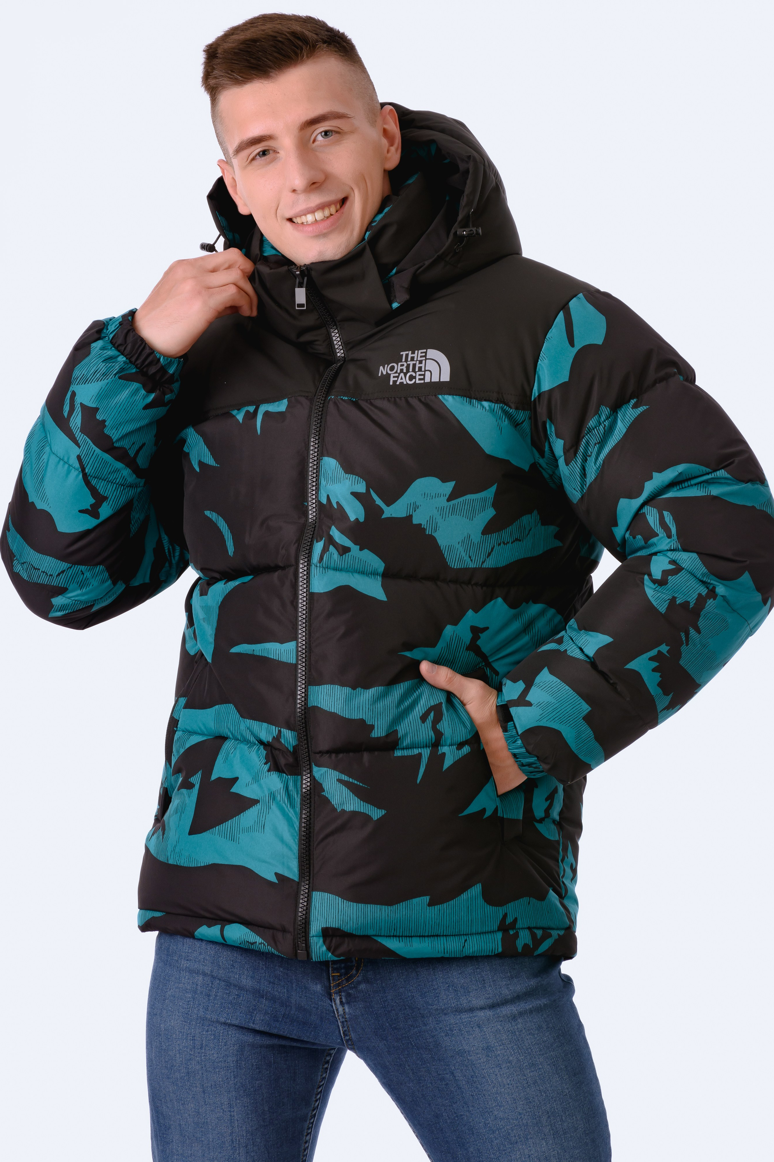 Профессиональная съемка мужской одежды и аксессуаров. Gramy-studio: фото, видео, инфографика и 3D визуализация для маркетплейсов