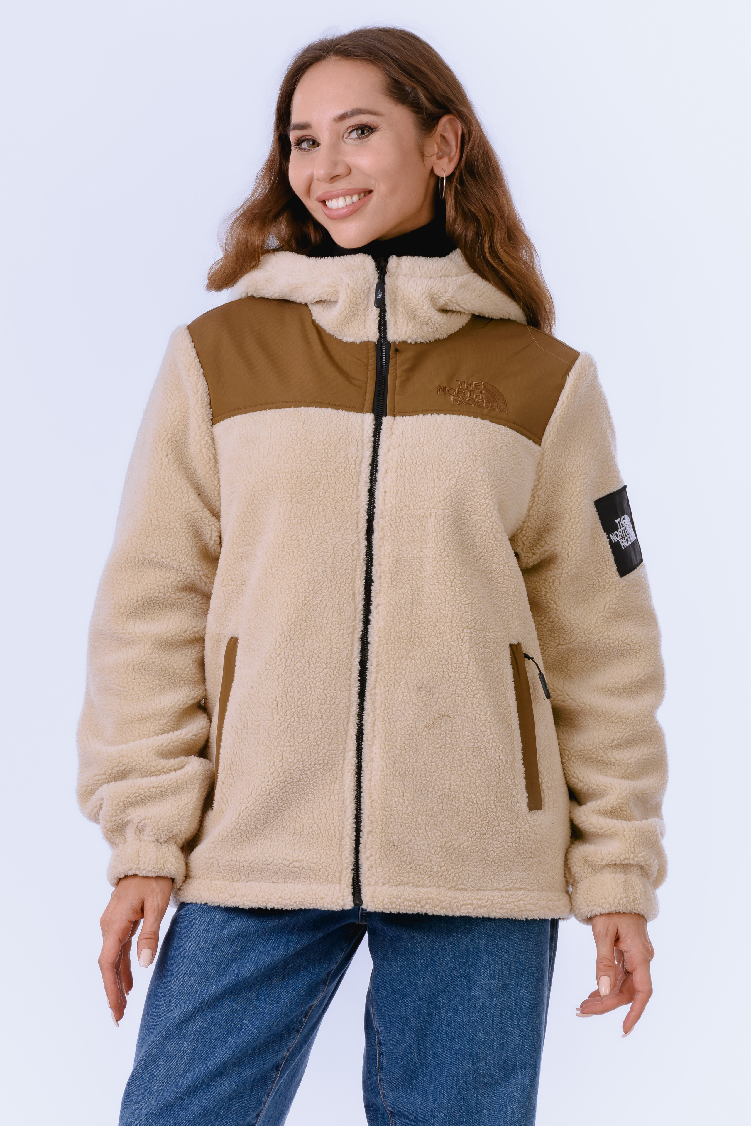 Фотосъемка женской одежды и аксессуаров для маркетплейсов. Gramy-studio: фото, видео, инфографика и 3D визуализация для маркетплейсов