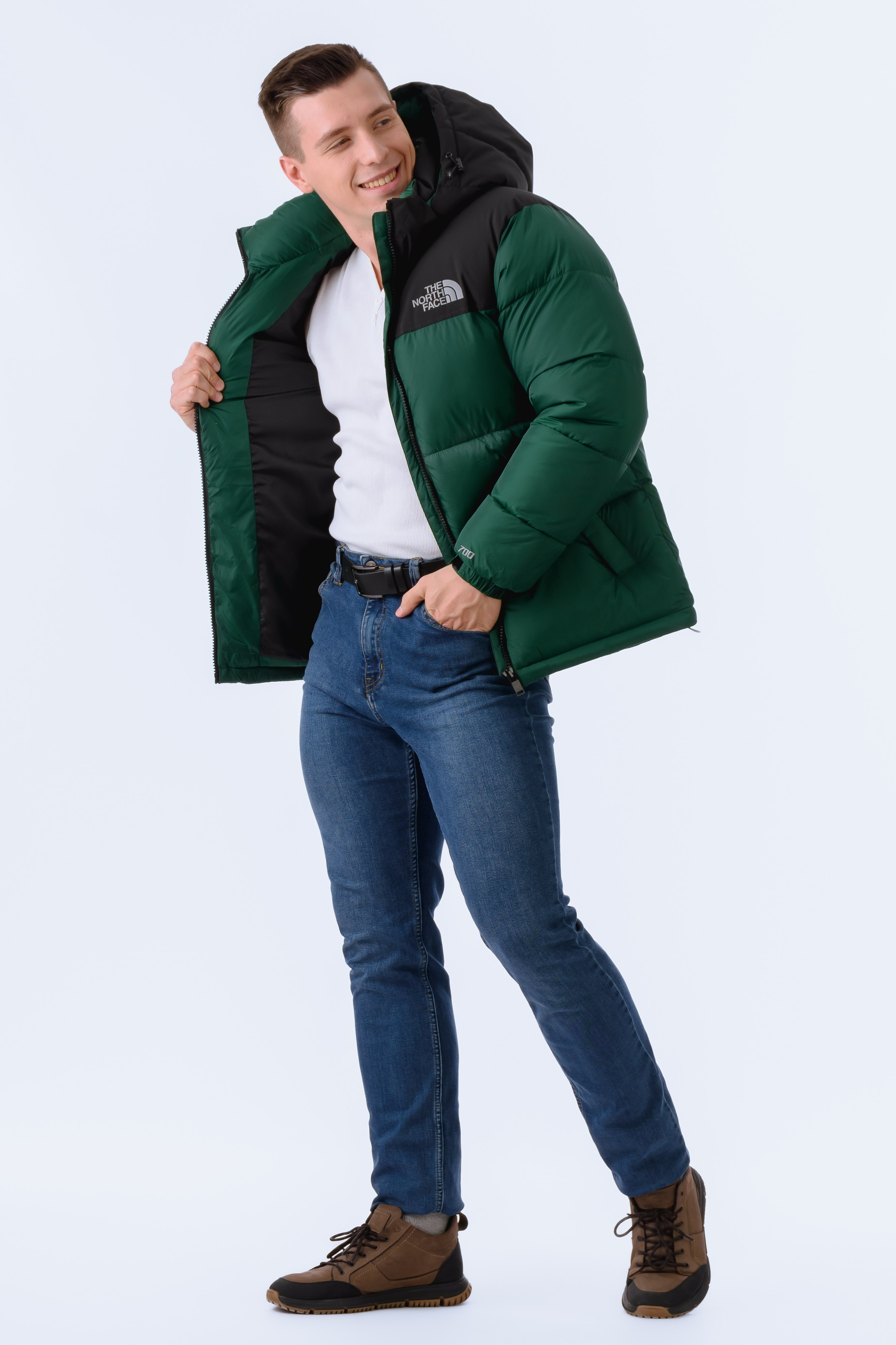 Профессиональная съемка мужской одежды и аксессуаров. Gramy-studio: фото, видео, инфографика и 3D визуализация для маркетплейсов