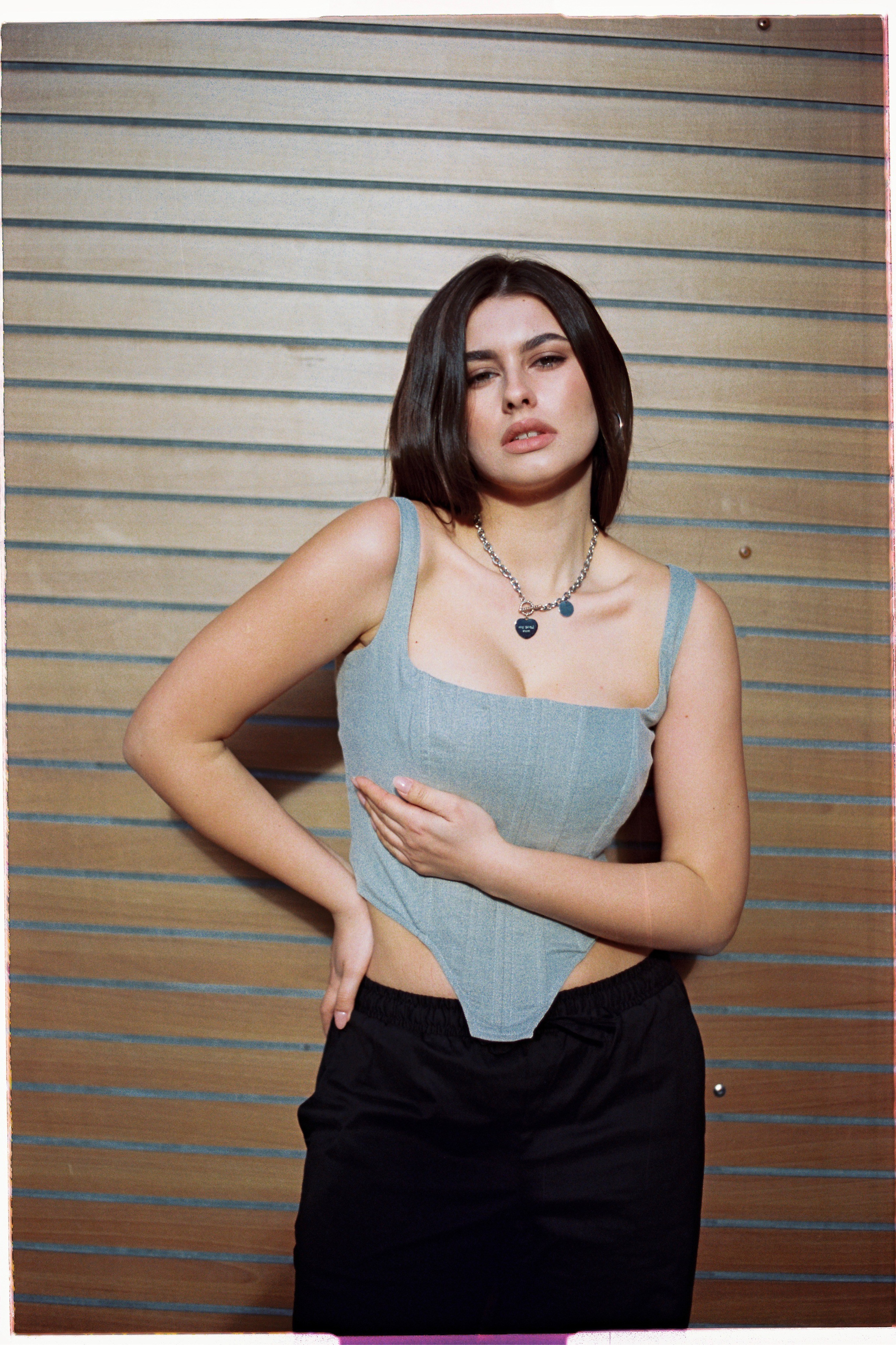 Фешн. Gramy-studio: фото, видео, инфографика и 3D визуализация для маркетплейсов