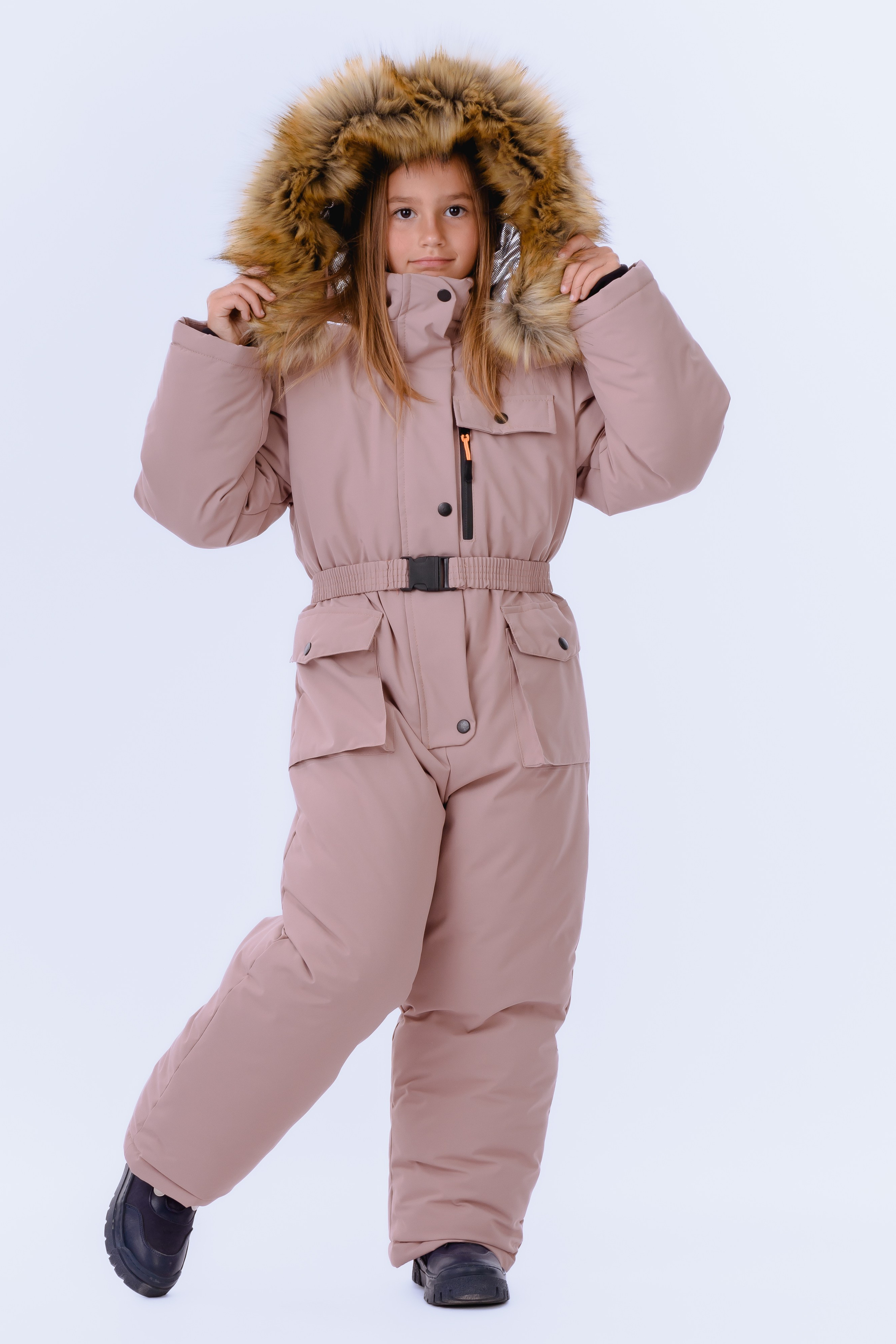 Фотосъемка детской одежды для интернет-магазинов. Gramy-studio: фото, видео, инфографика и 3D визуализация для маркетплейсов