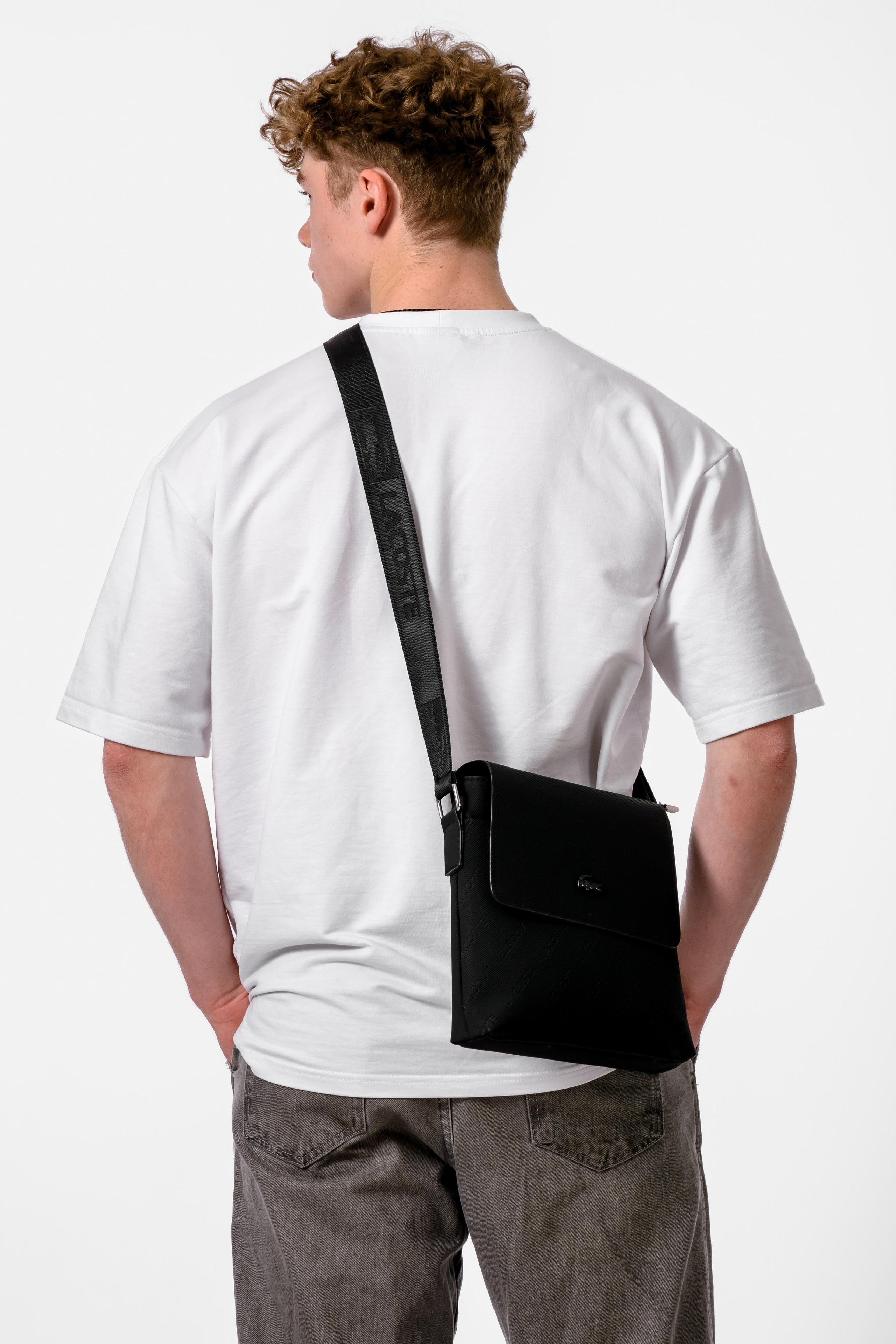 Профессиональная съемка мужской одежды и аксессуаров. Gramy-studio: фото, видео, инфографика и 3D визуализация для маркетплейсов