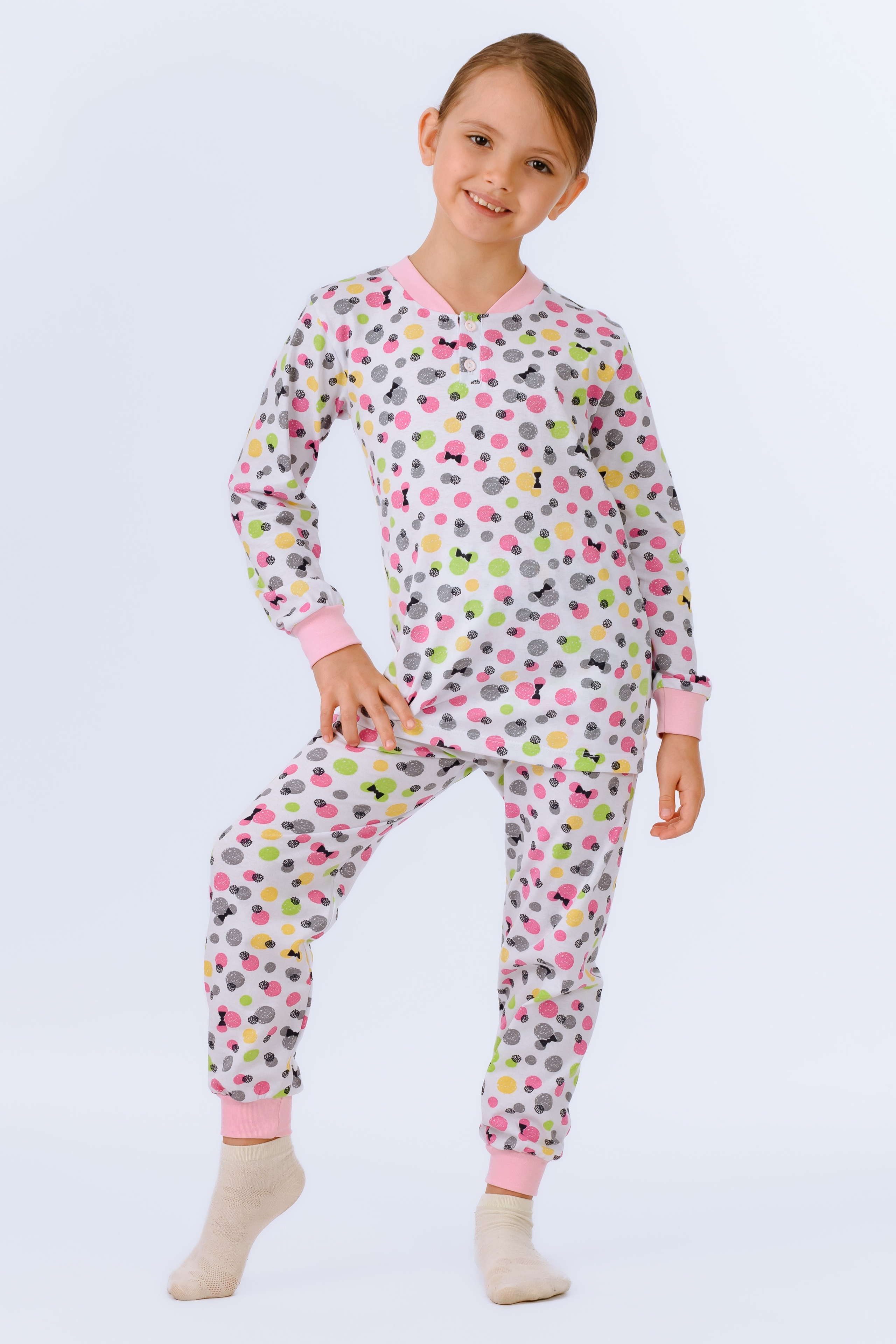 Фотосъемка детской одежды для интернет-магазинов. Gramy-studio: фото, видео, инфографика и 3D визуализация для маркетплейсов