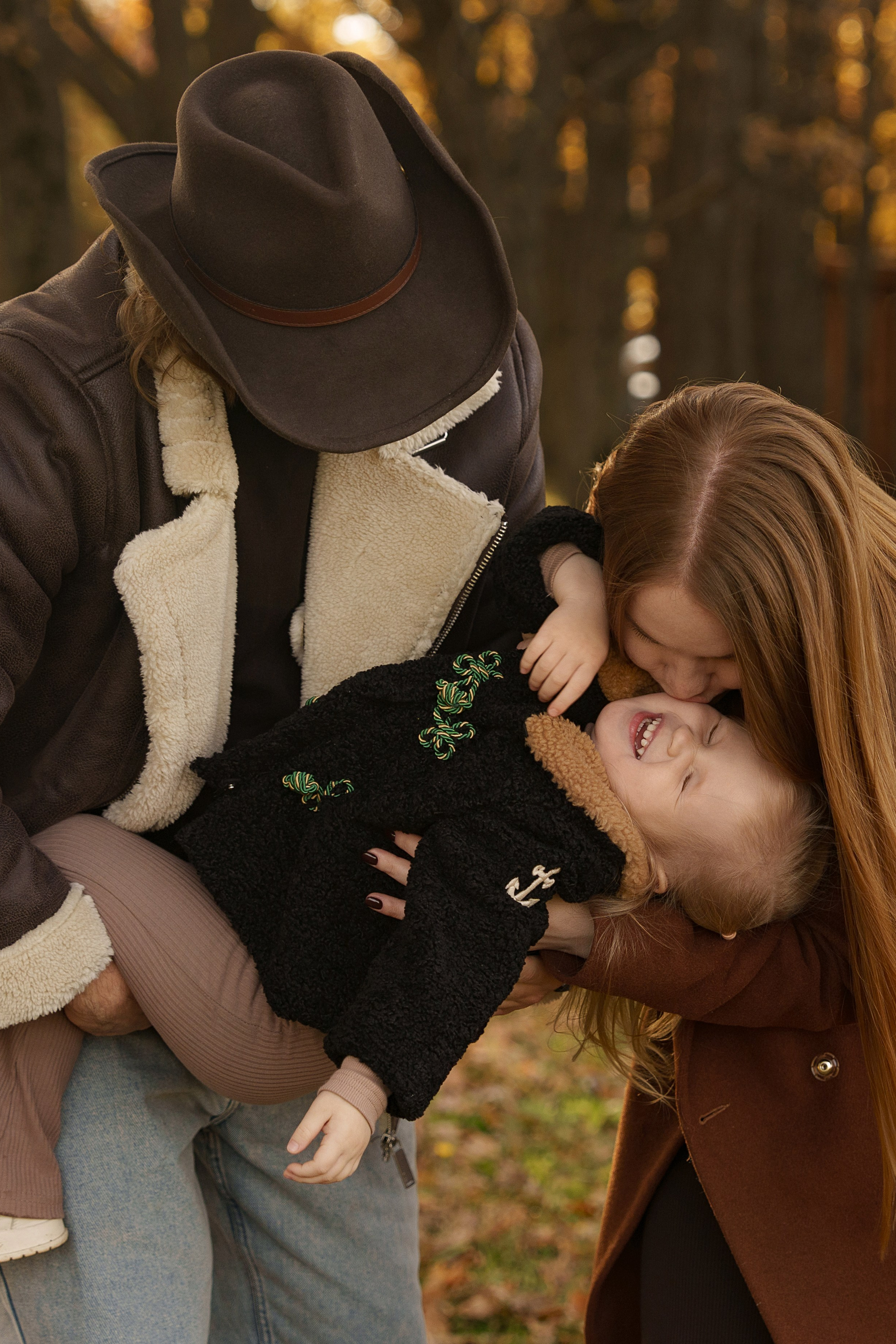 Юля, Толя и Лиза