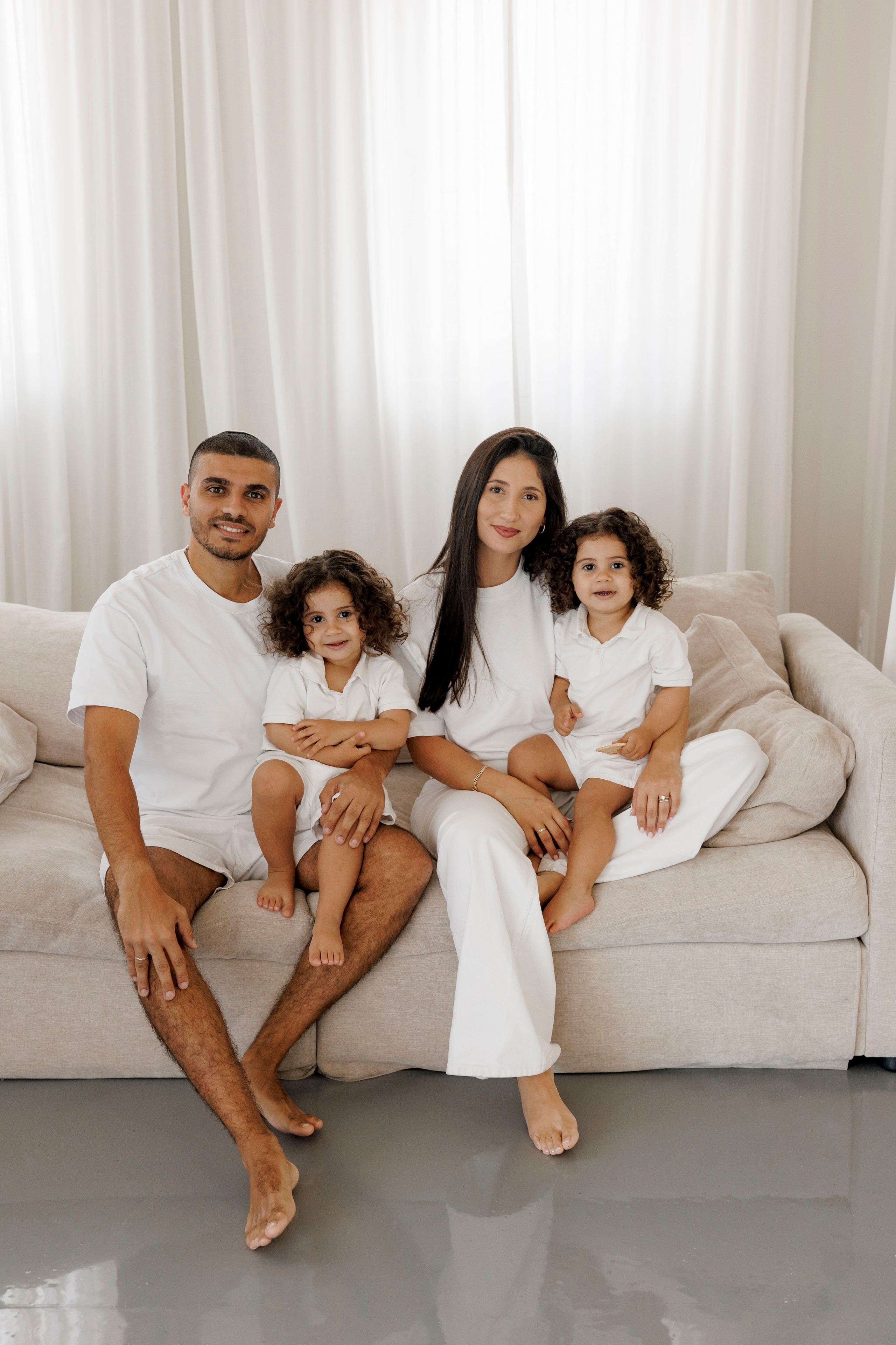 Family photoshoot inside the studio in&nbsp;Hadera