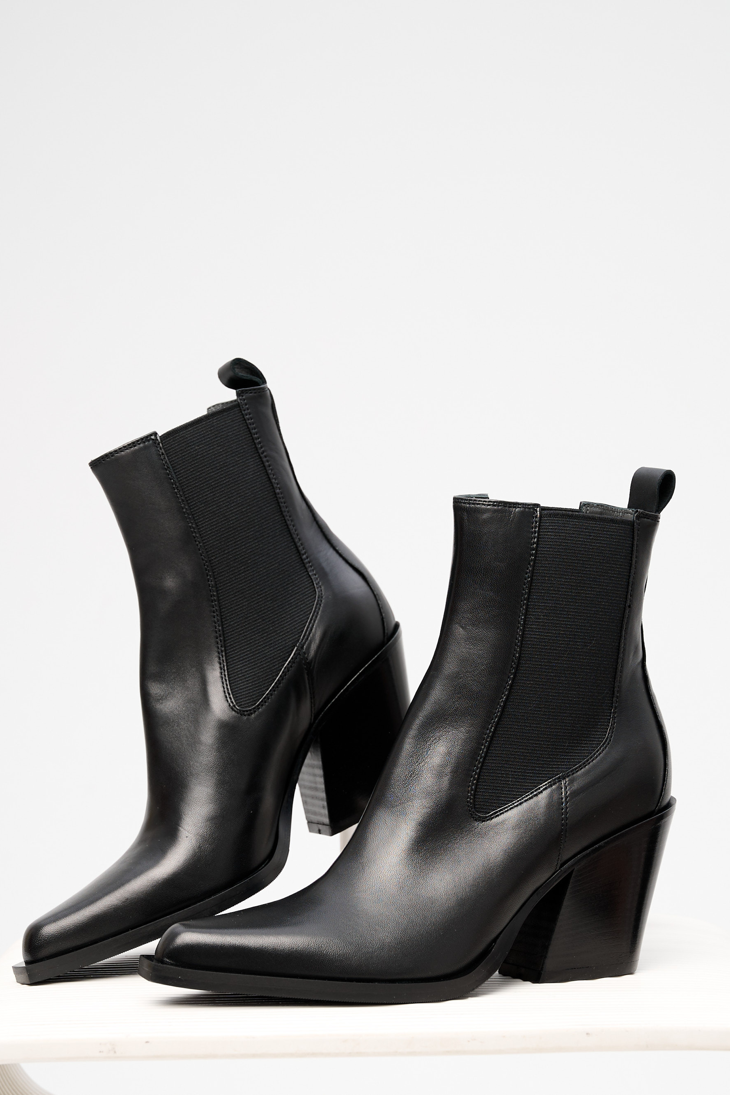 Съёмки для брендов Москва. Fashion фотограф в Москве Ксения Чупрунова