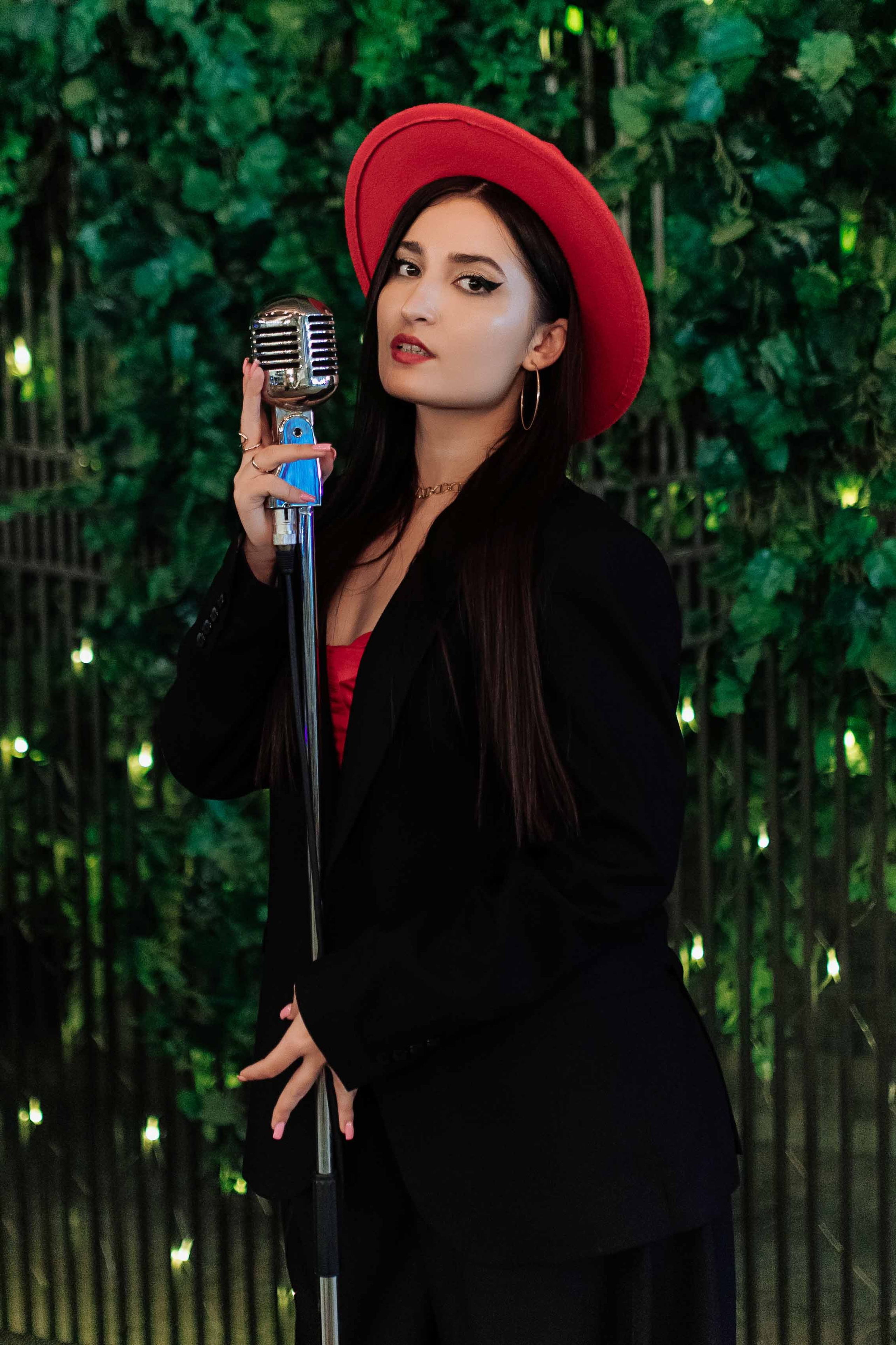 AVA
