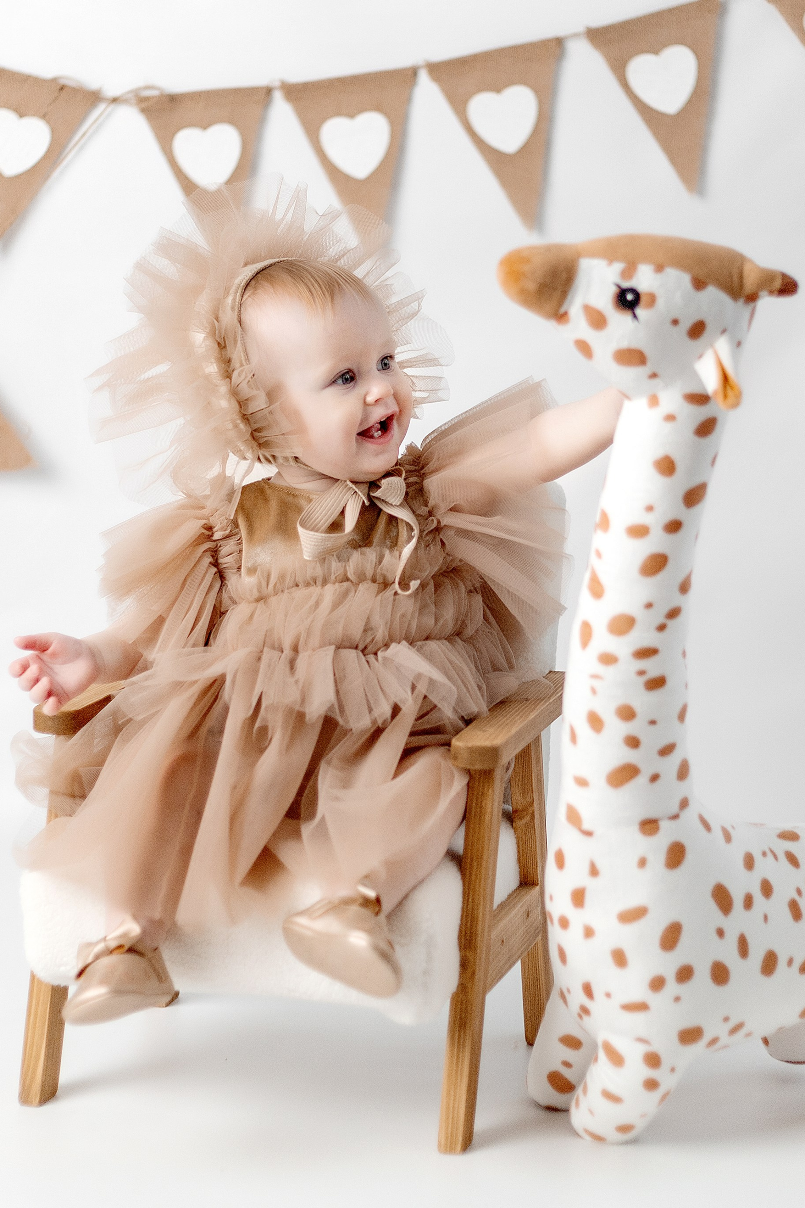 Модель девочка для предметной съемки Алиса К. Казань| Sale Easy