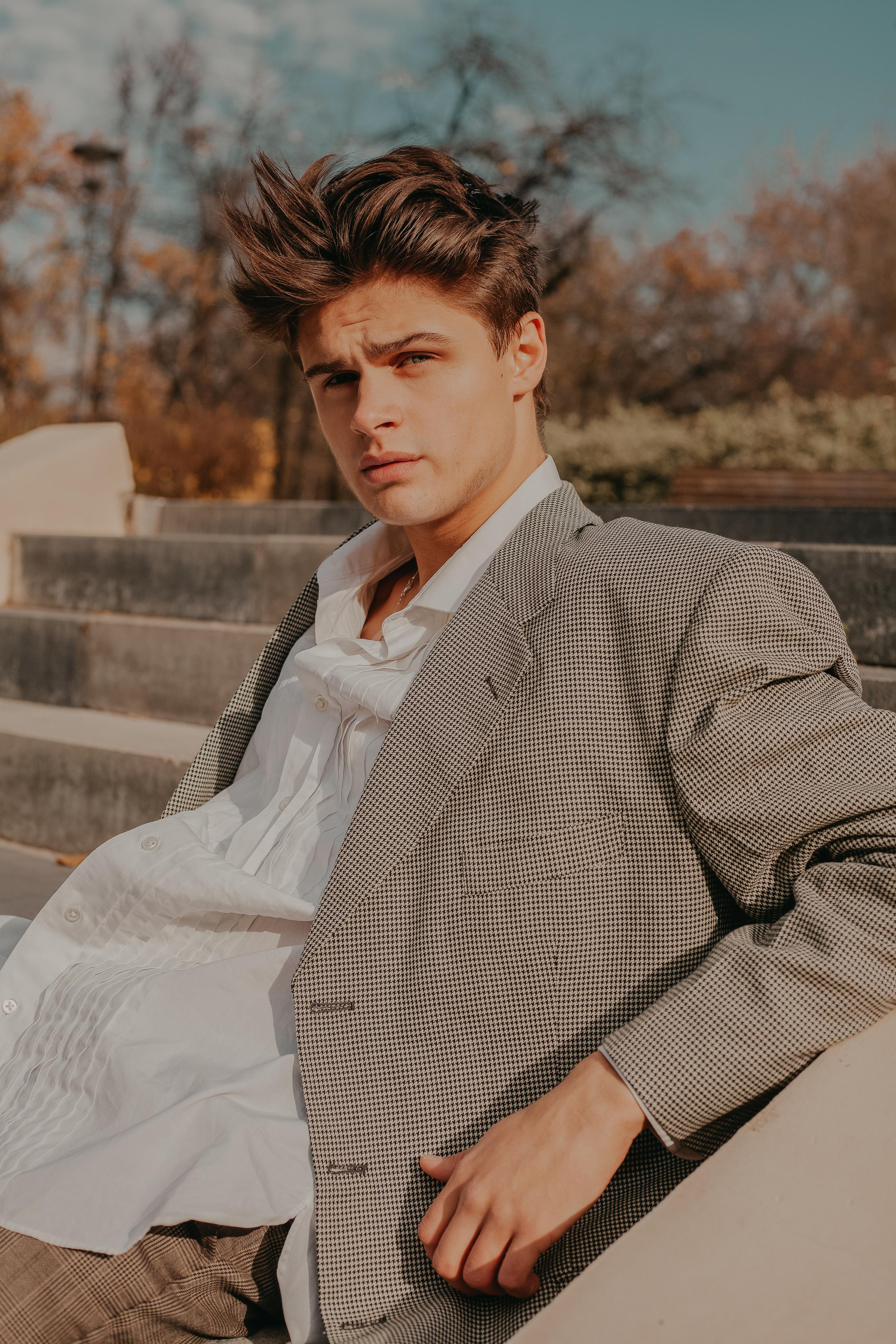 Модель для предметной съемки Иван Д. Москва | Sale Easy