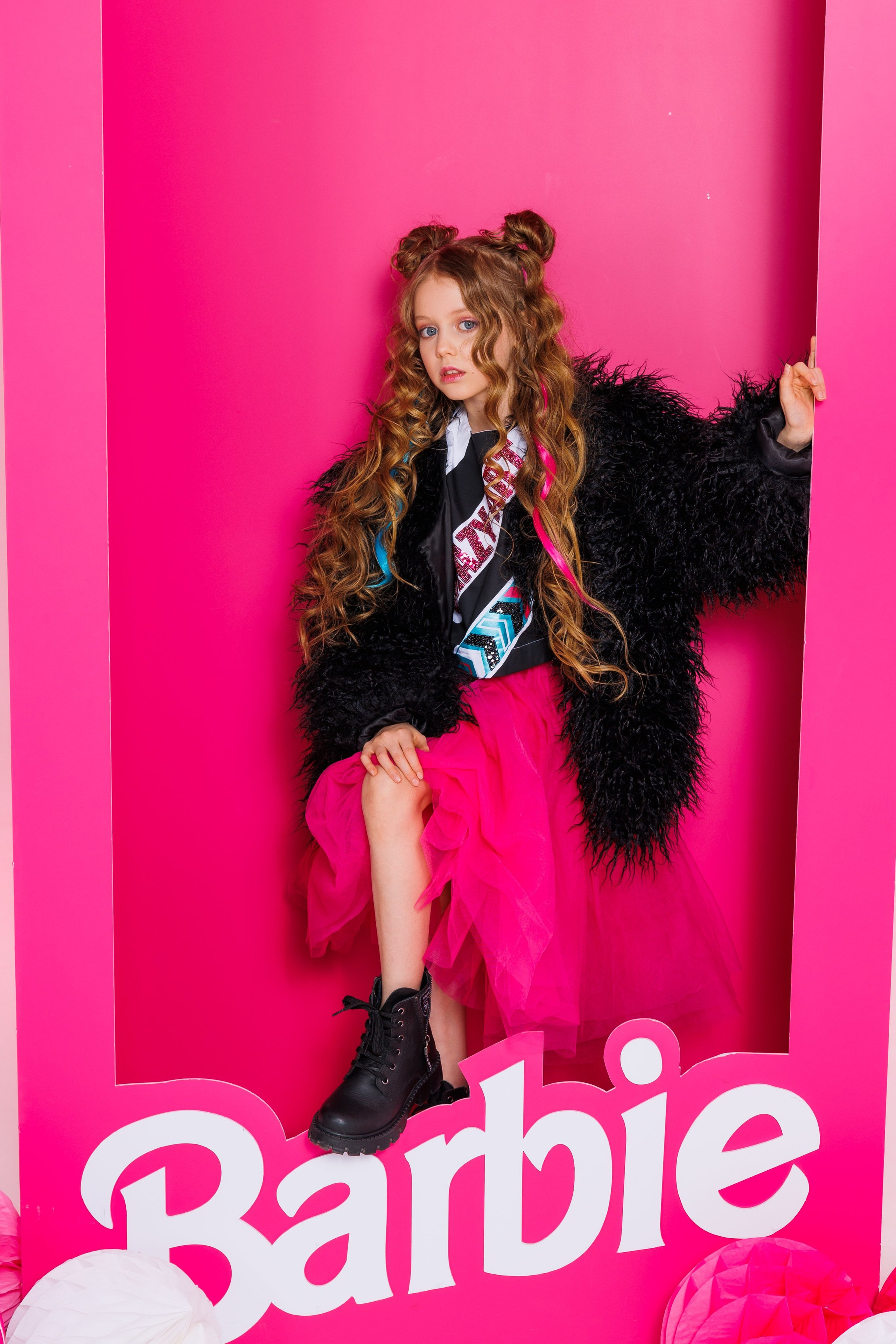 Модель девочка для предметной съемки Лаура А Казань| Sale Easy