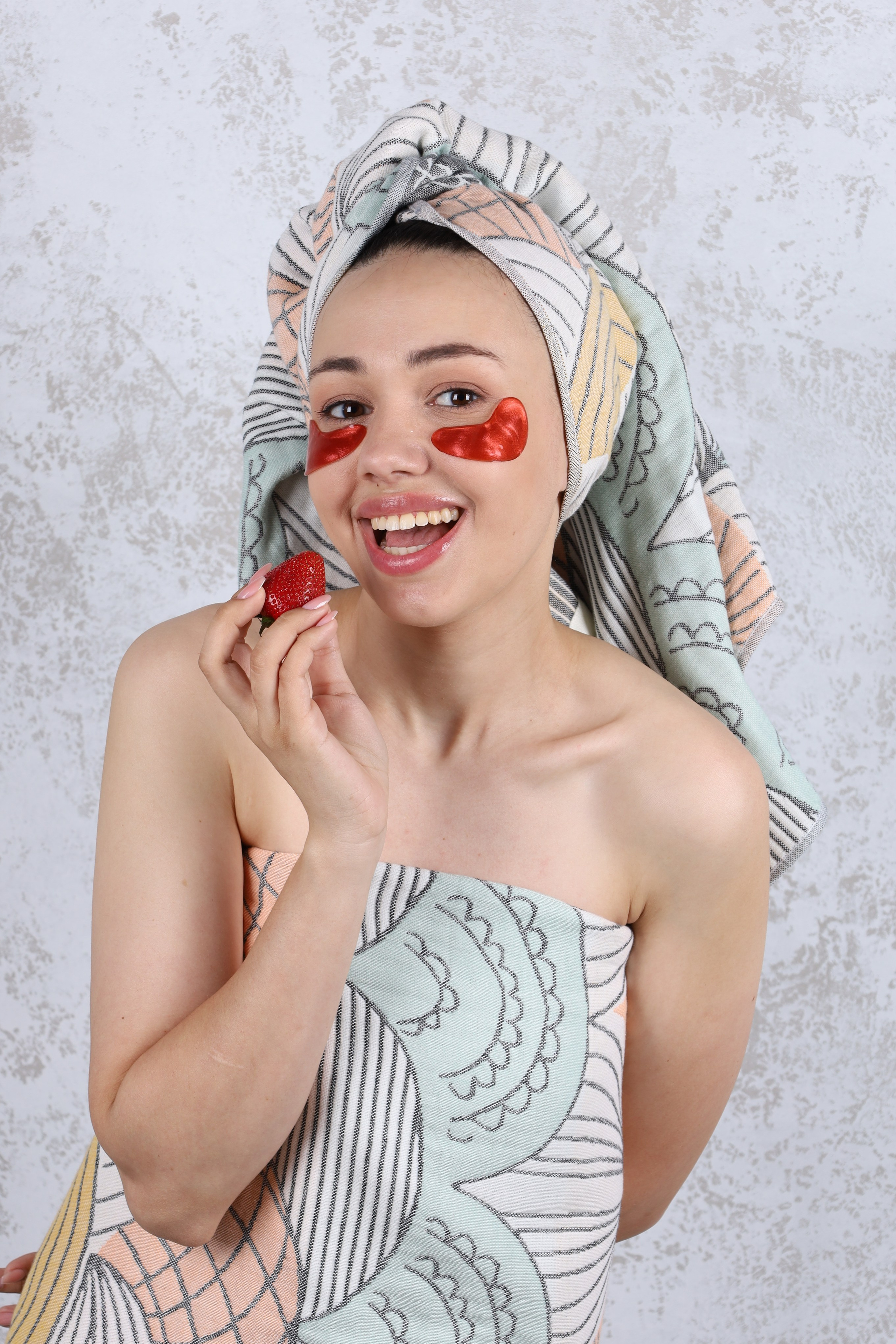 Модель для предметной съемки Милена 1 Н.Новгород | Sale Easy