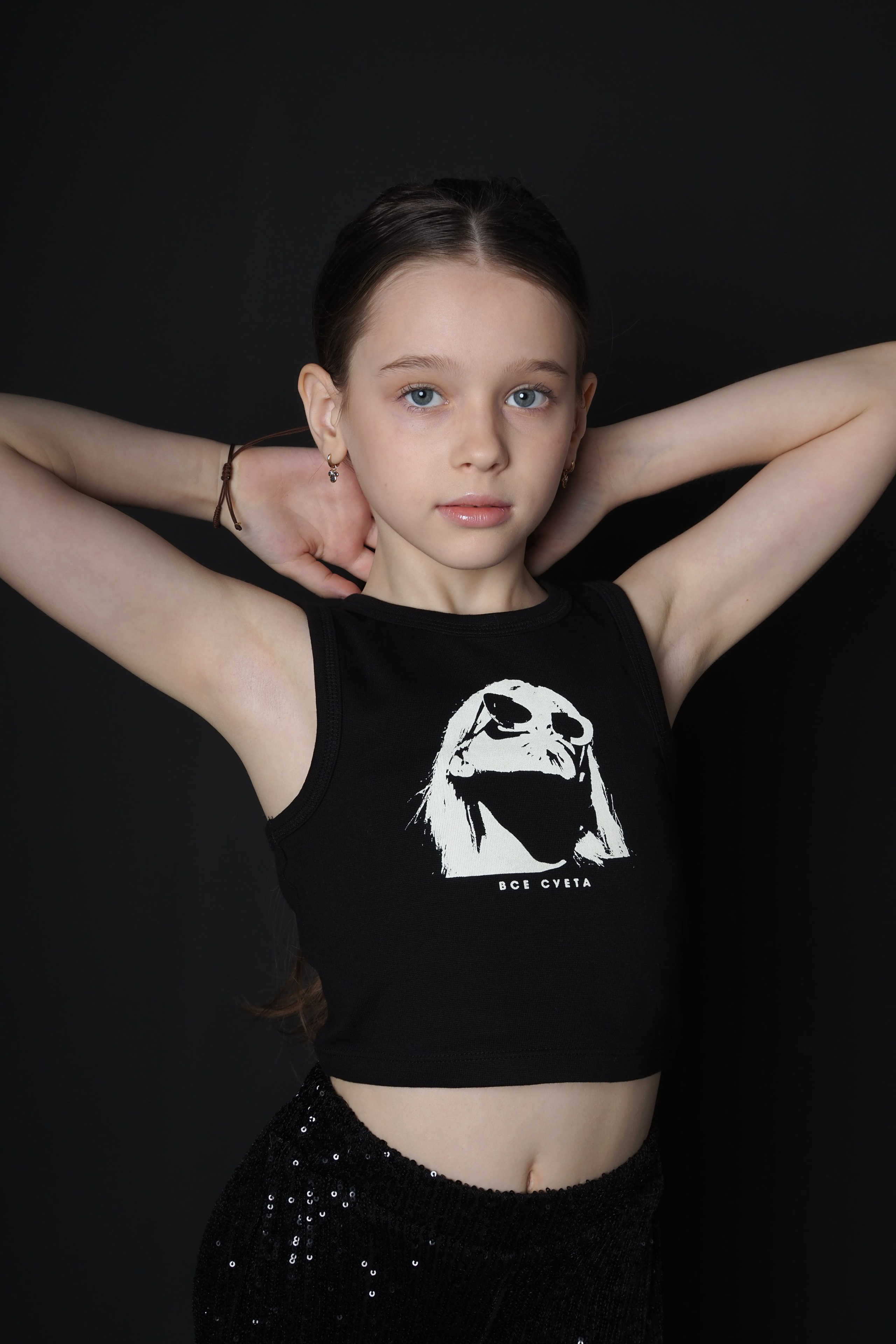 Модель для предметной съемки Виктория О. Н.Н.| Sale Easy