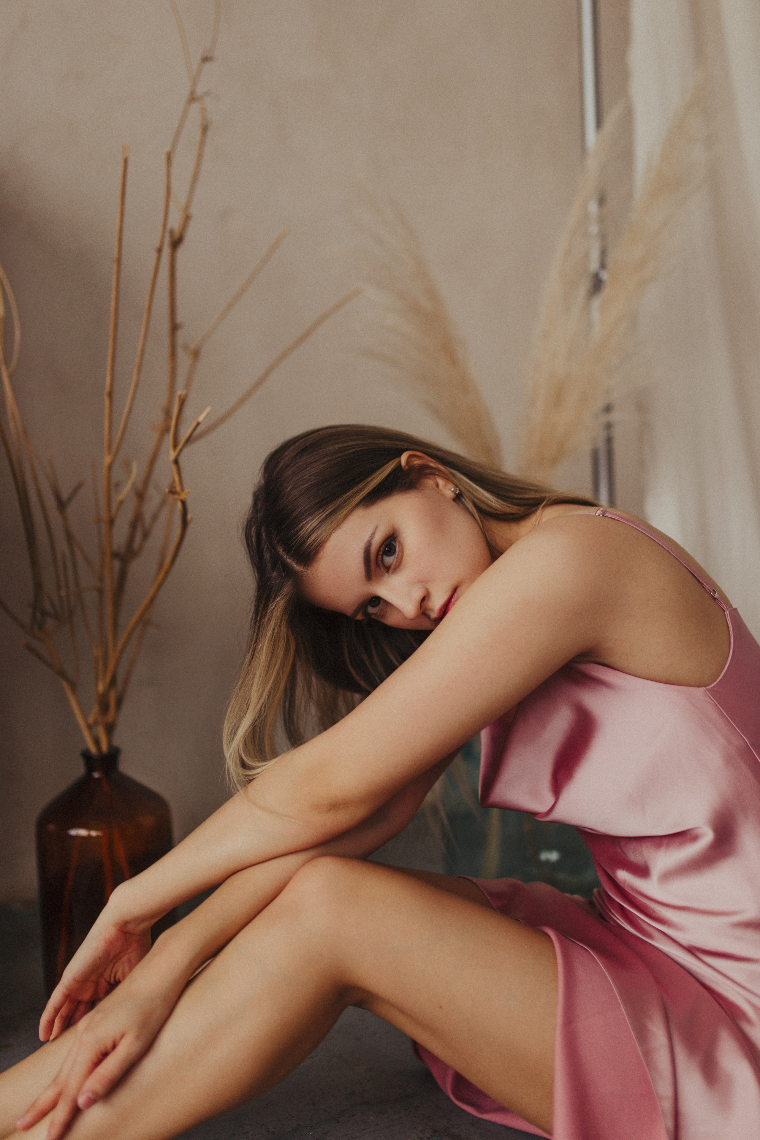 Модель для предметной съемки Анна Ф. Н.Н.| Sale Easy