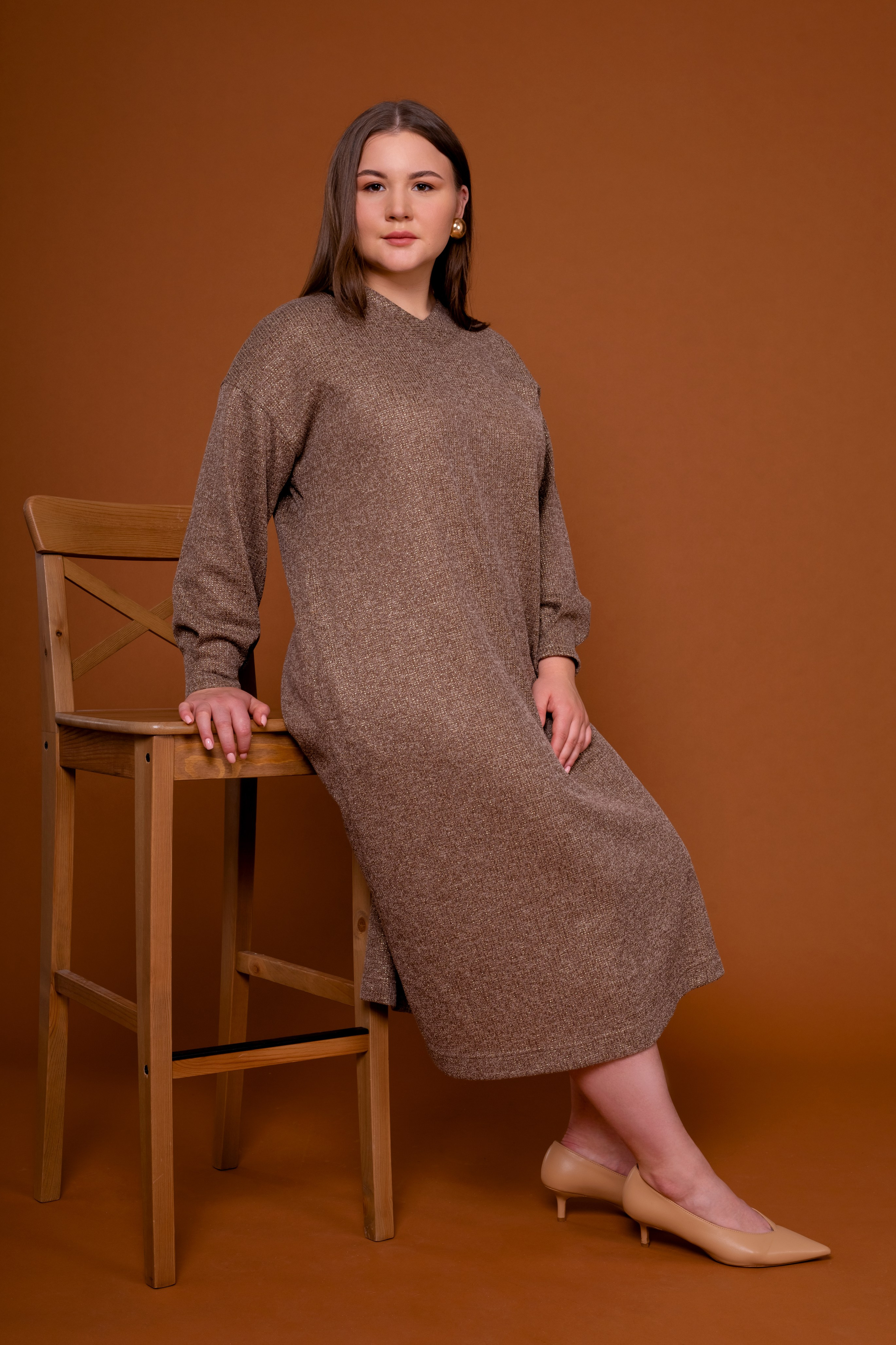 Модель plus size для предметной съемки Регина Б. Москва | Sale Easy