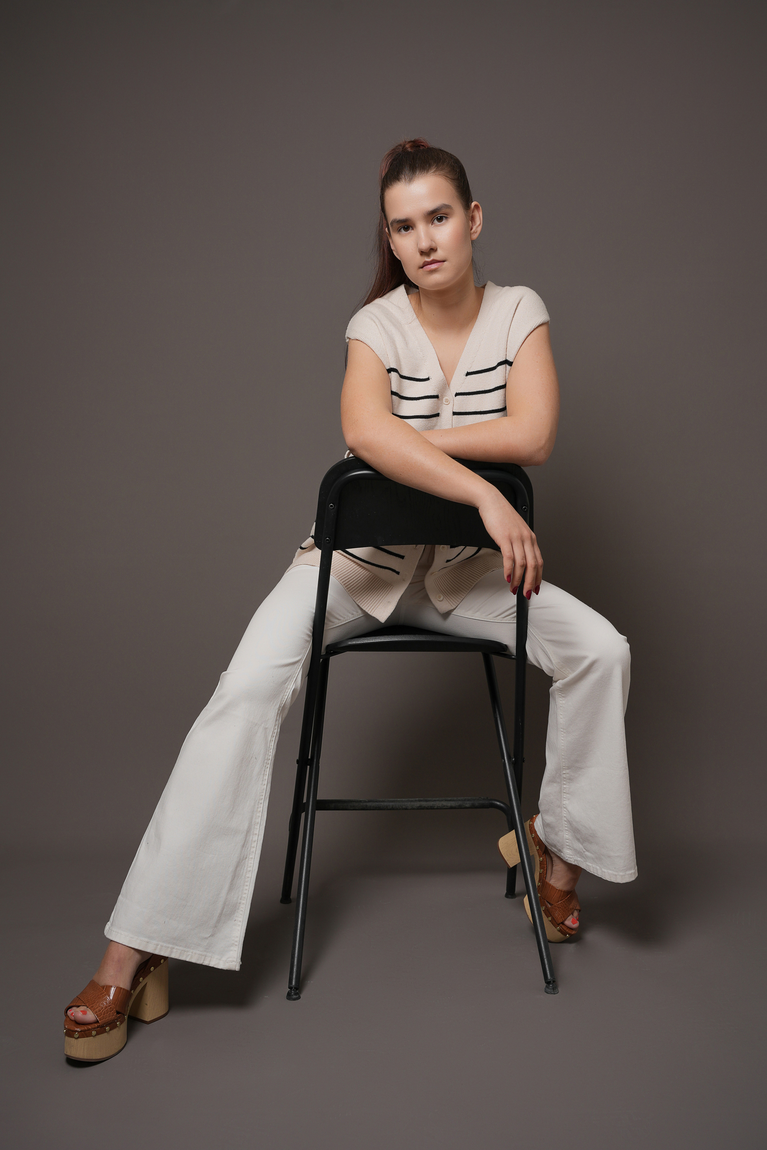 Модель для предметной съемки Элина А Казань| Sale Easy