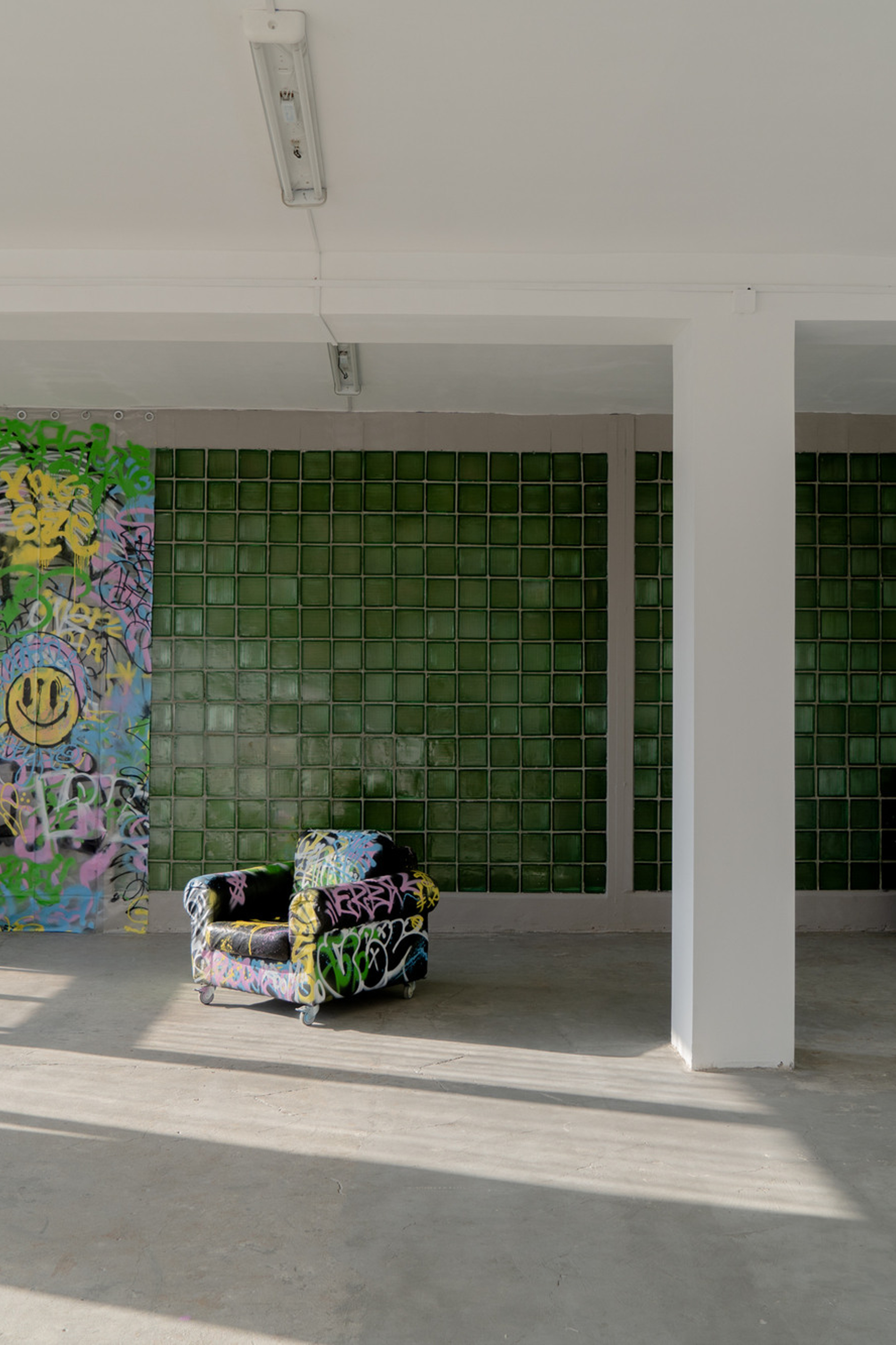 Студия VERBA 2.0 — Зал «80» для предметной съемки  Новосибирск