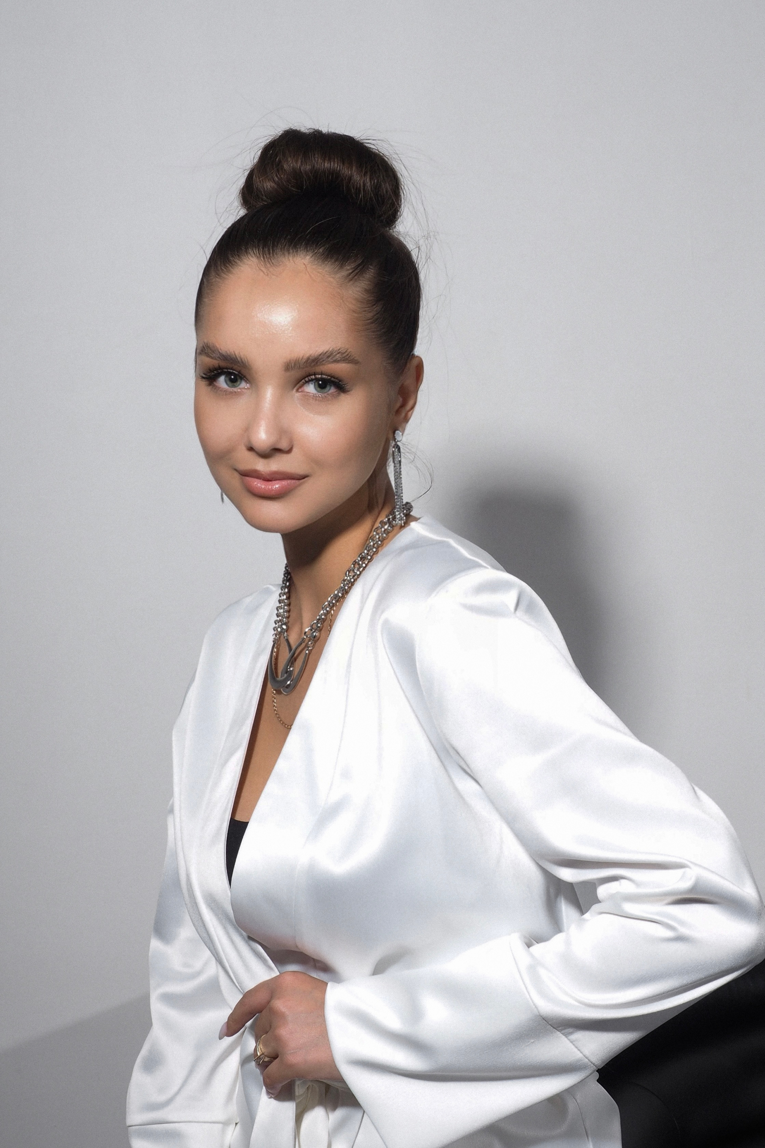 Модель для предметной съемки Мария Б С-Петербург | Sale Easy