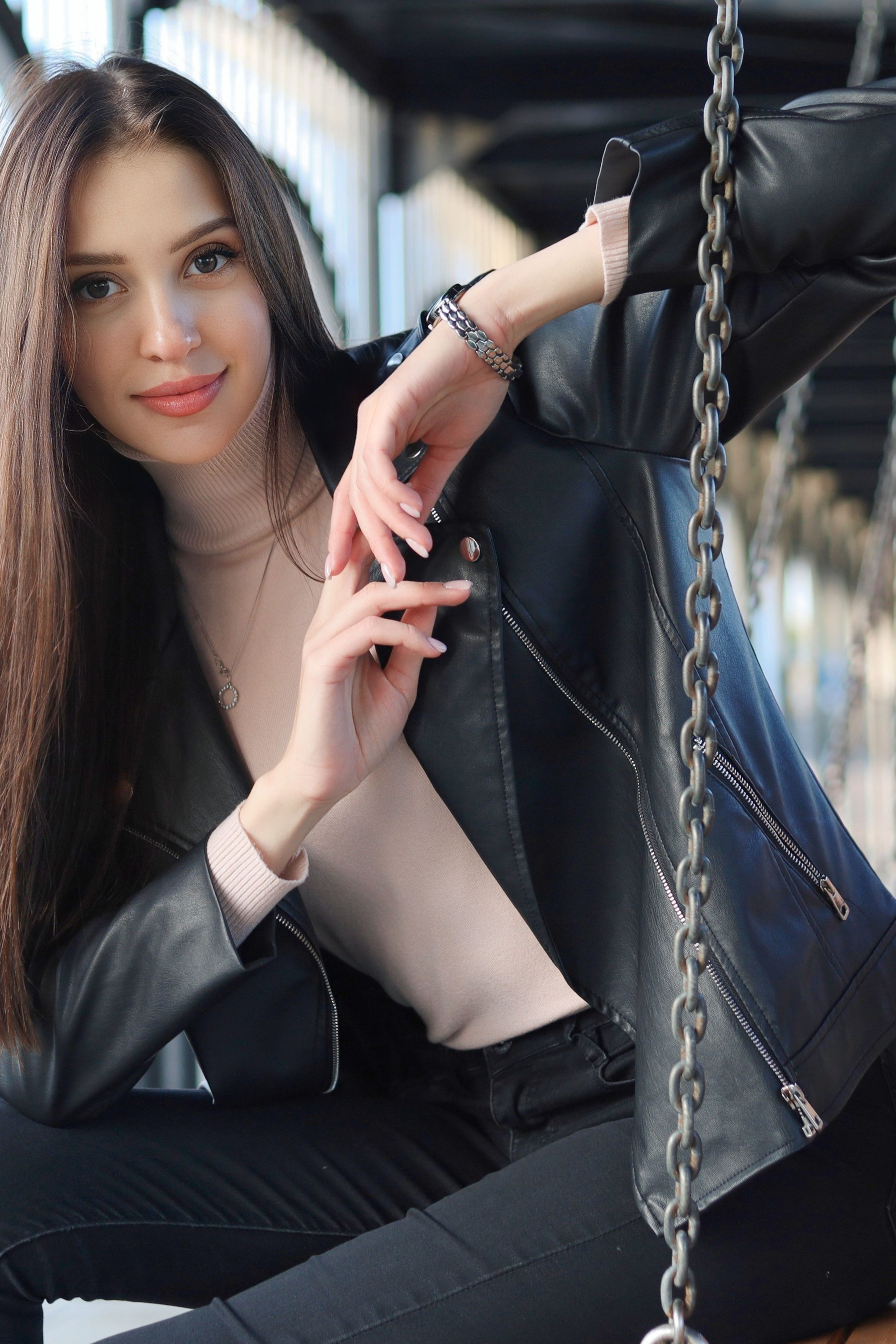 Модель для предметной съемки Юлия А. Н.Новгород| Sale Easy