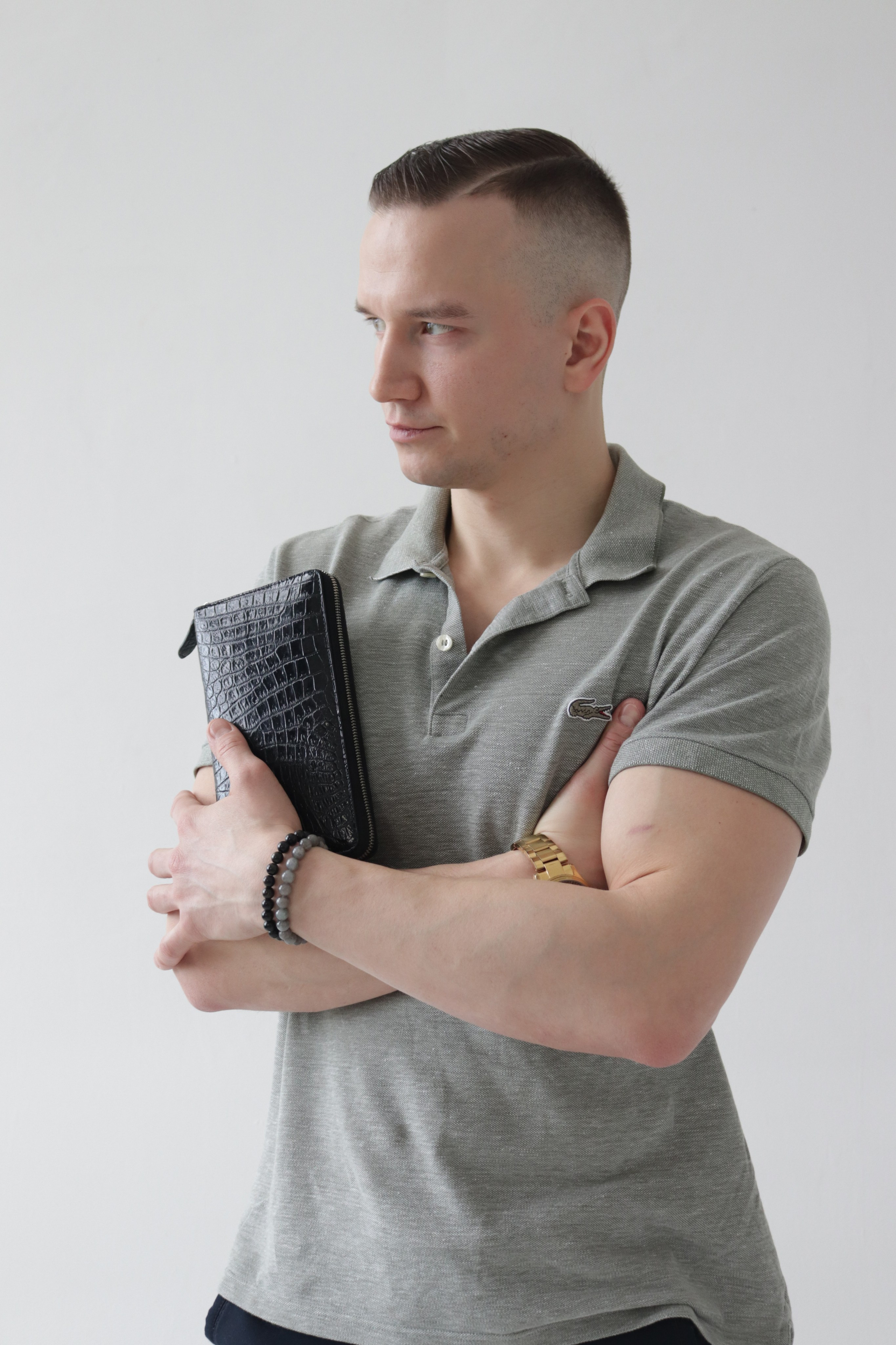 Модель для предметной съемки Михаил Москва| Sale Easy