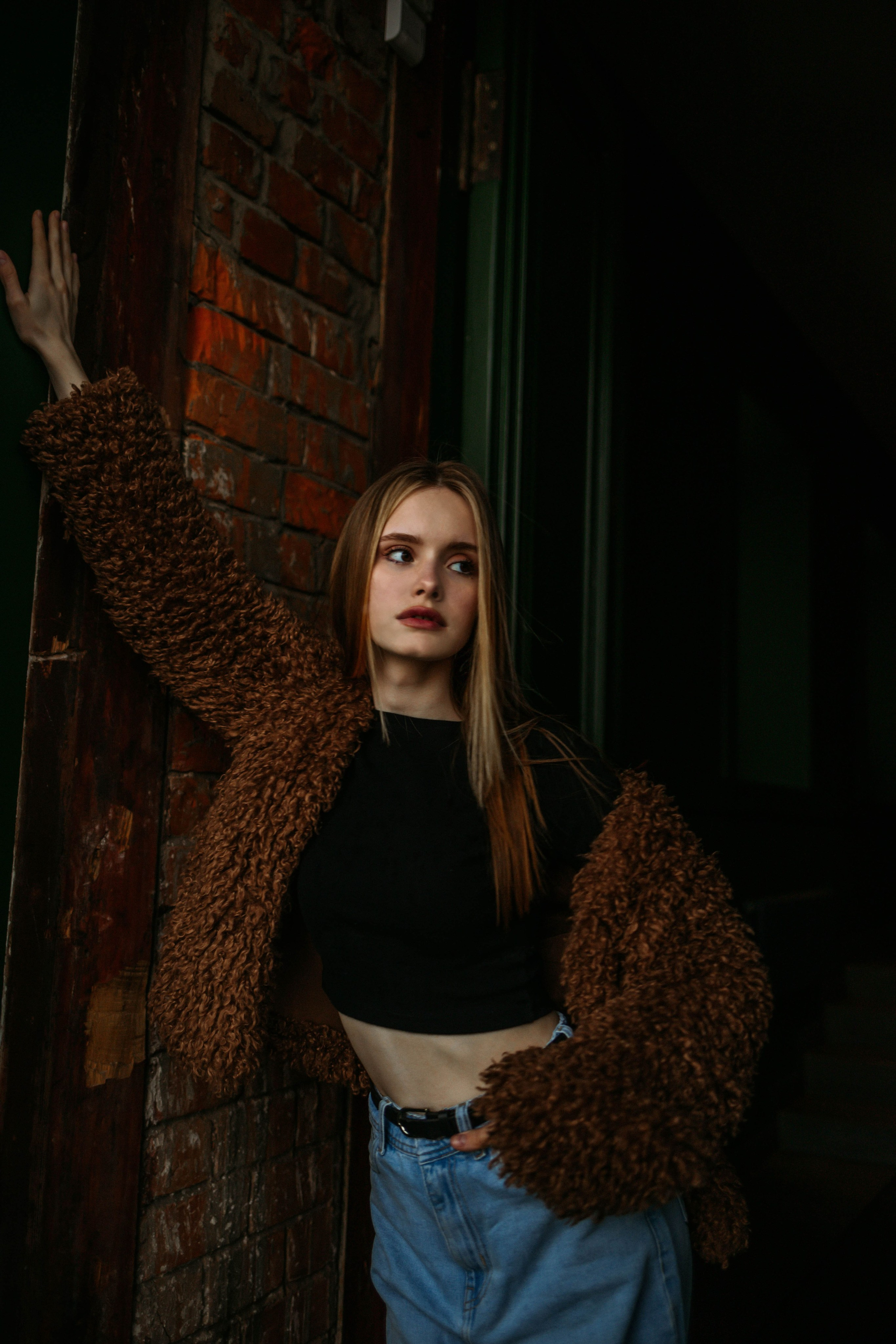 Модель для предметной съемки Виктория id 25 159 НН|Sale Easy