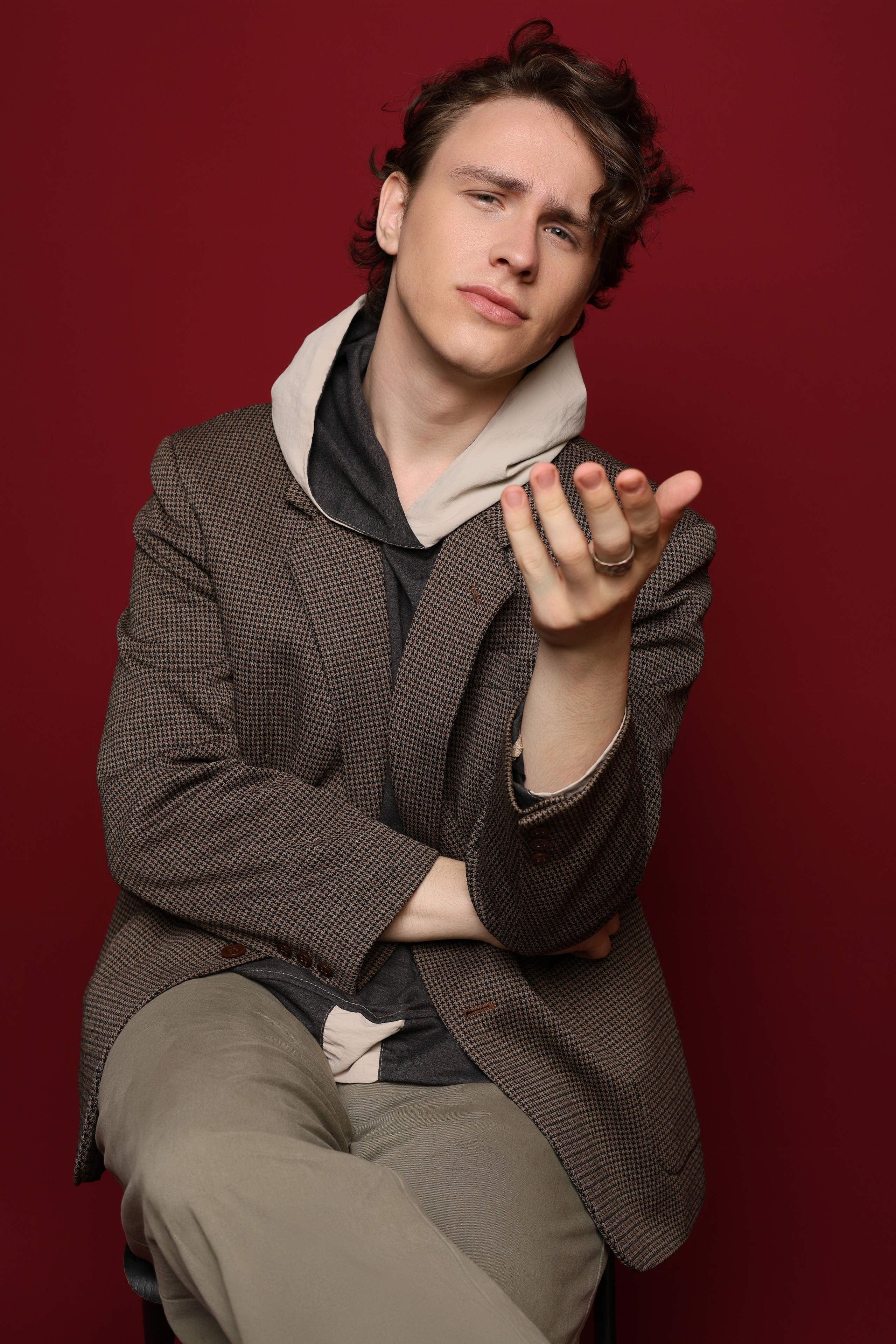 Модель для предметной съемки Илья Д С-Петербург | Sale Easy