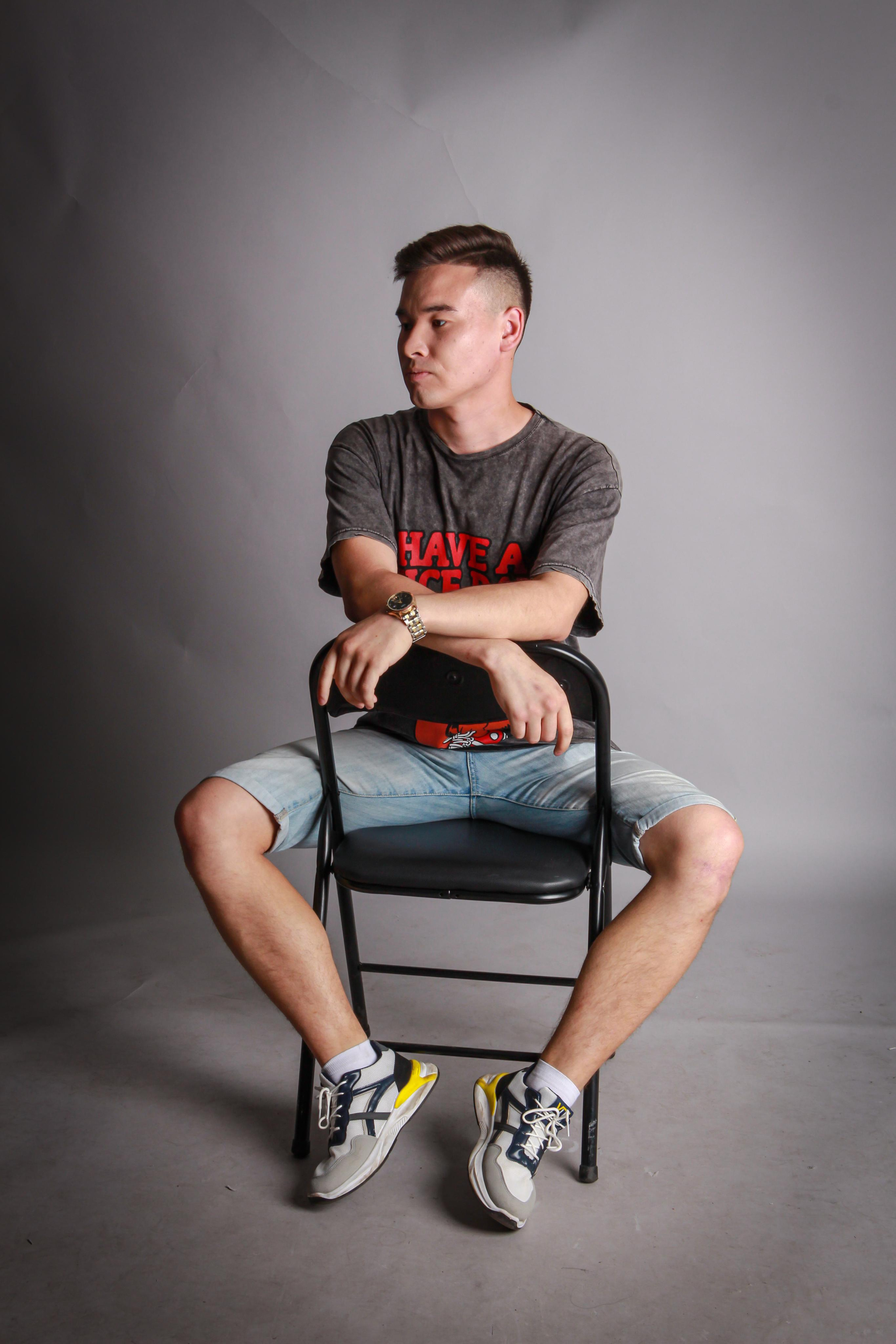 Модель для предметной съемки Данил Б Новосибирск| Sale Easy