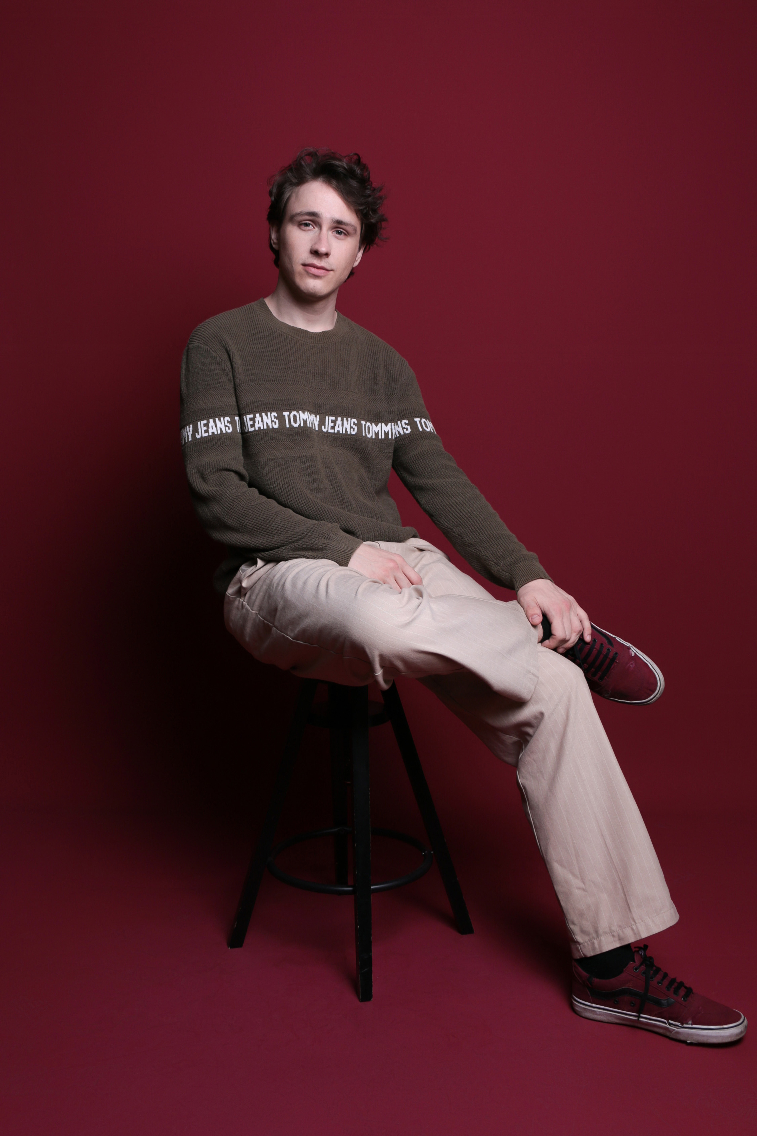 Модель для предметной съемки Илья Д С-Петербург | Sale Easy