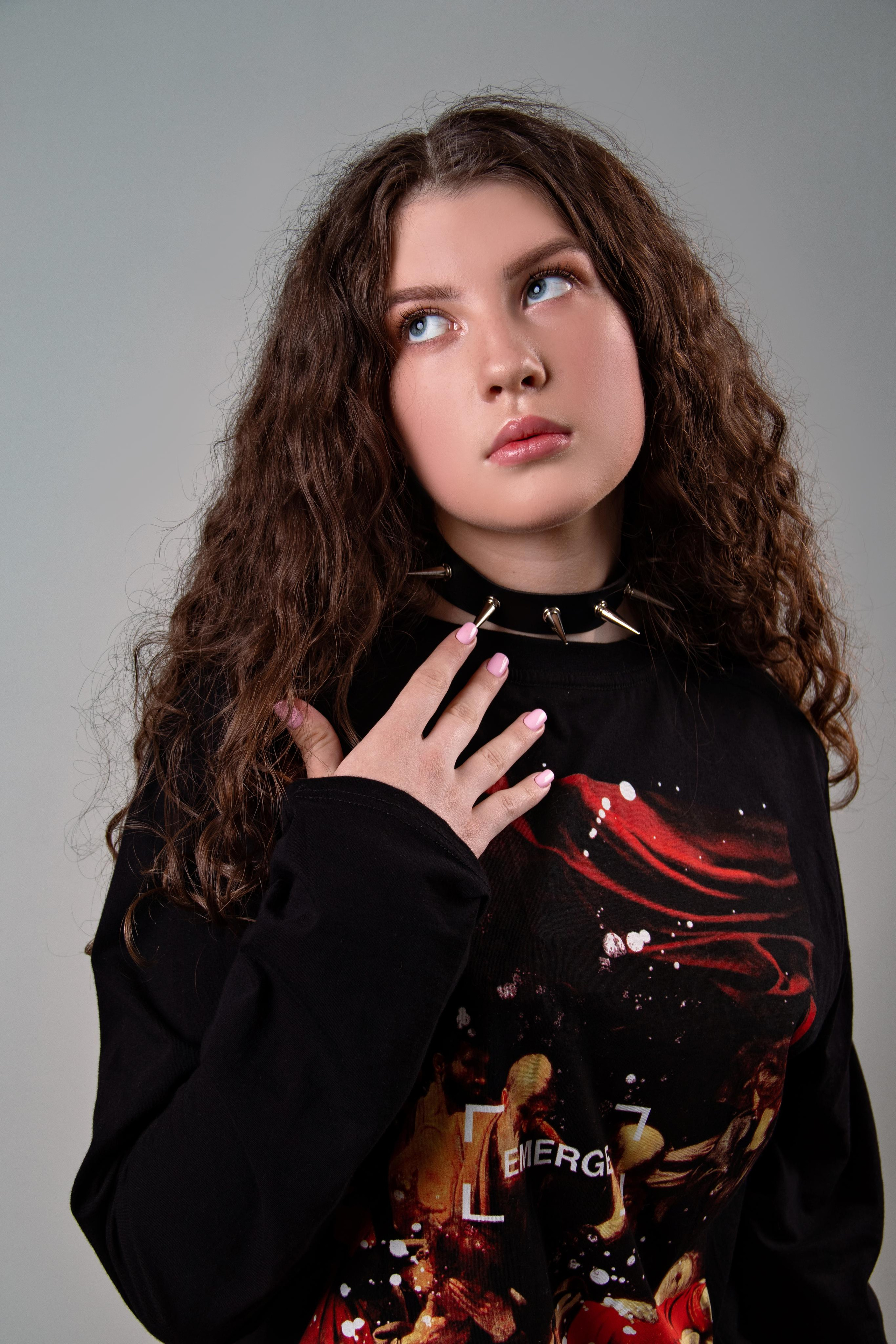 Модель для предметной съемки Елизавета 1 Н.Новгород | Sale Easy