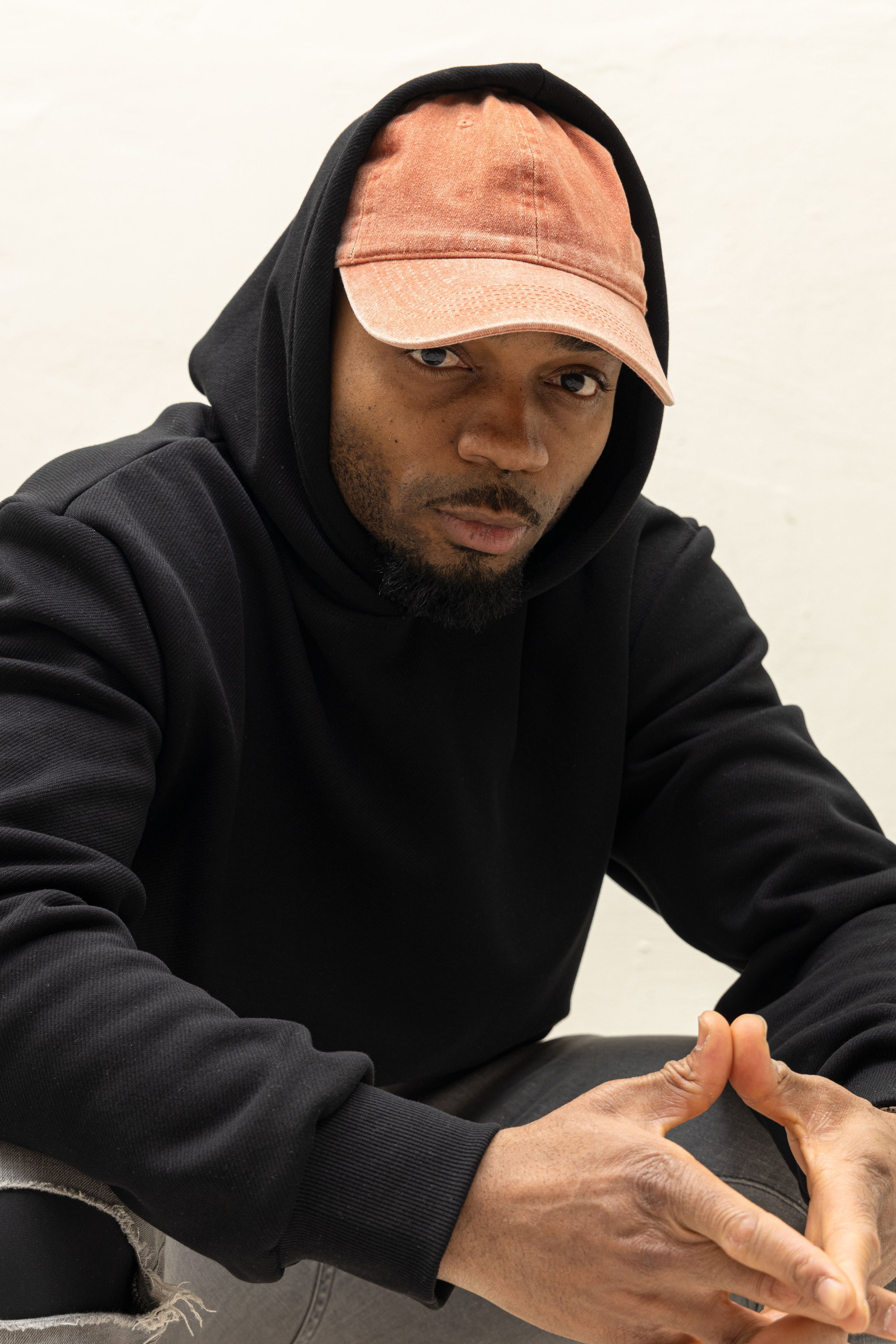 Модель для предметной съемки Ричи Н.Новгород | Sale Easy