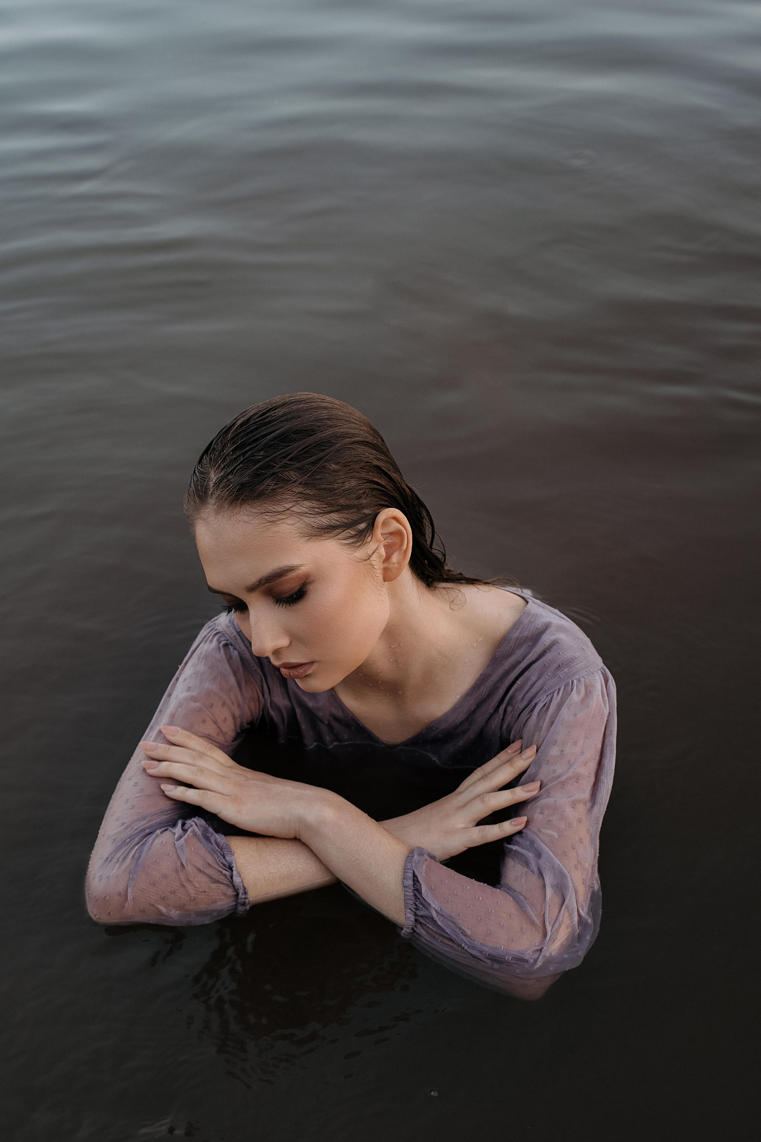 Модель для предметной съемки Салима Москва| Sale Easy