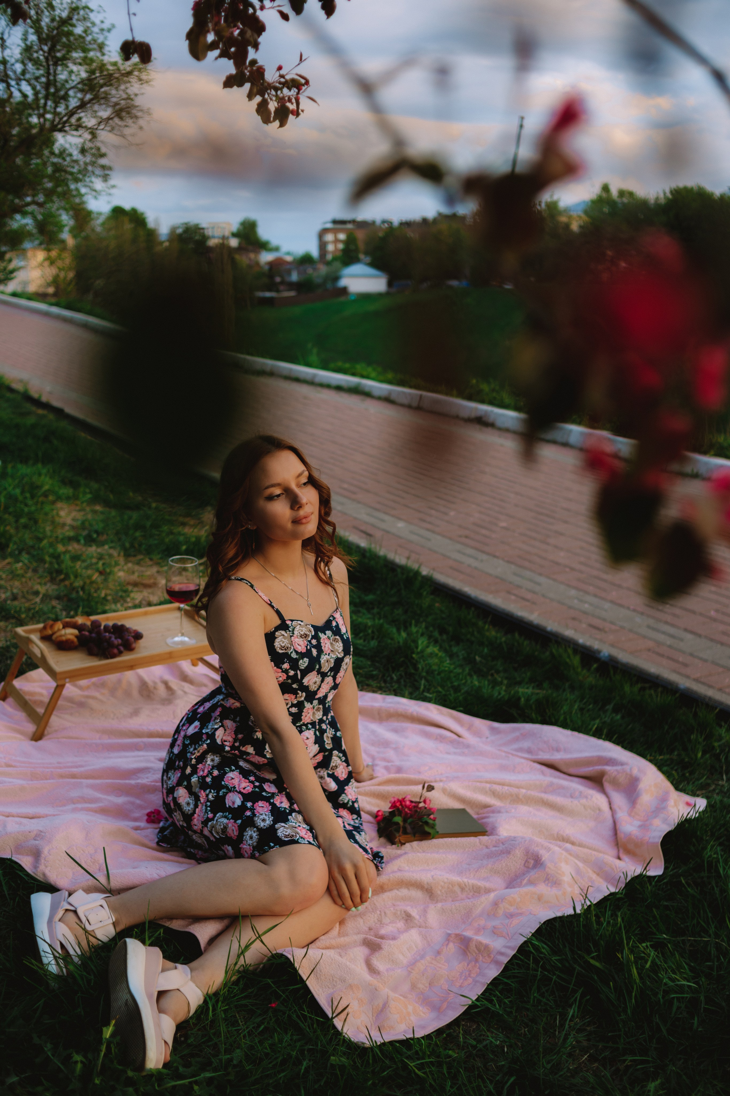 Модель для предметной съемки Яна В. Н.Н.| Sale Easy