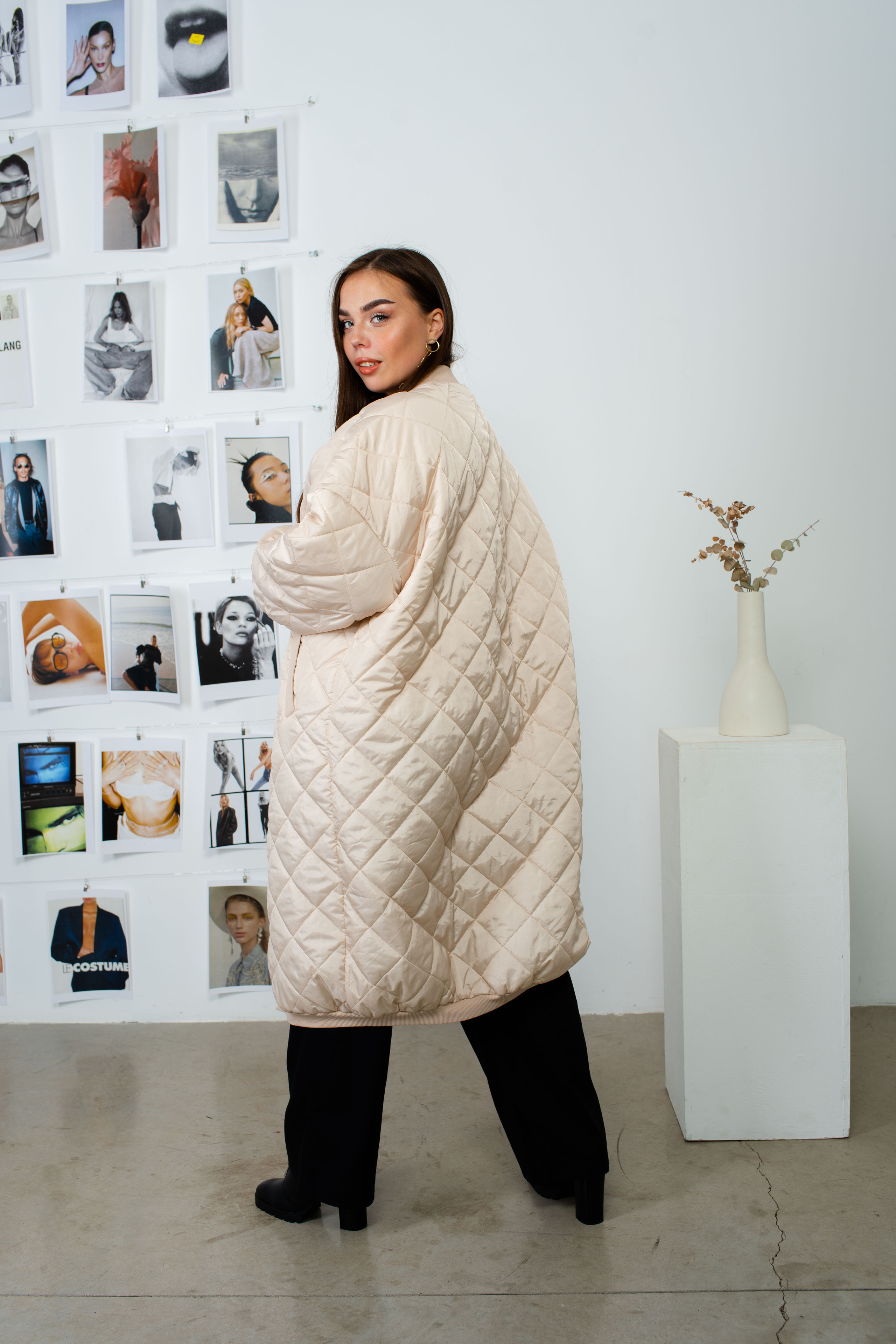 Модель plus size для предметной съемки Полина С-Петербург | Sale Easy