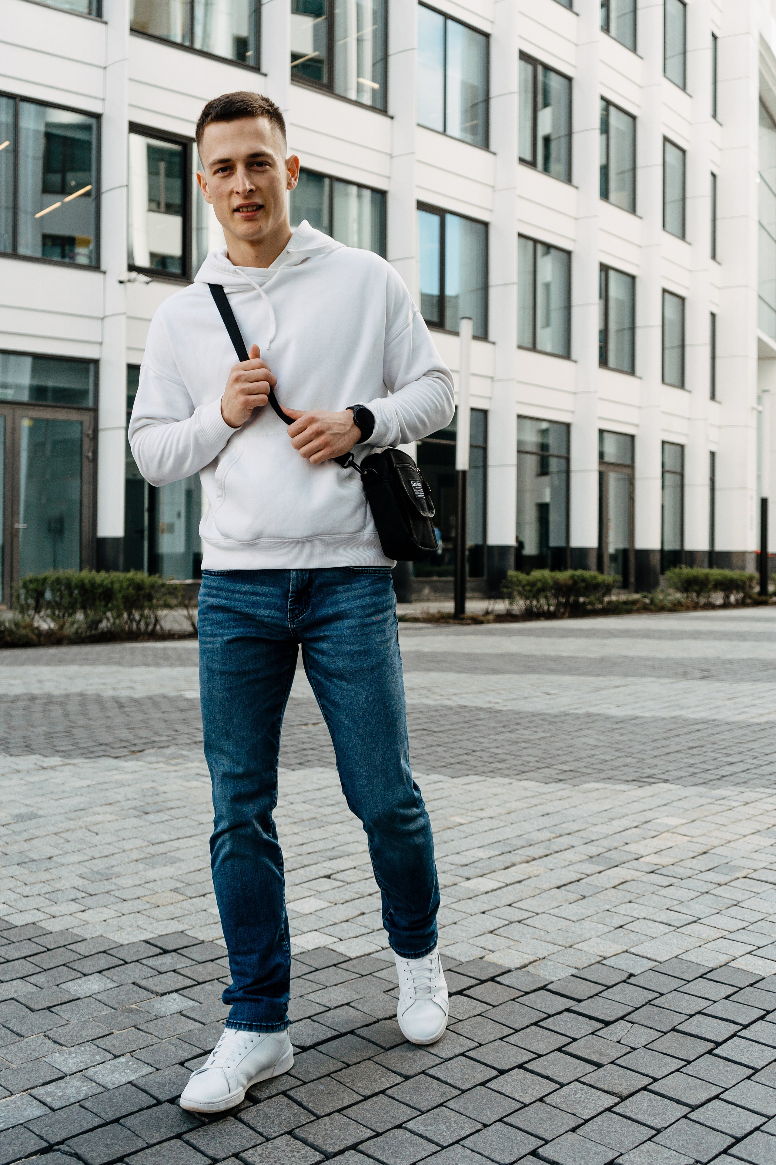 Модель для предметной съемки  Николай А Сочи| Sale Easy