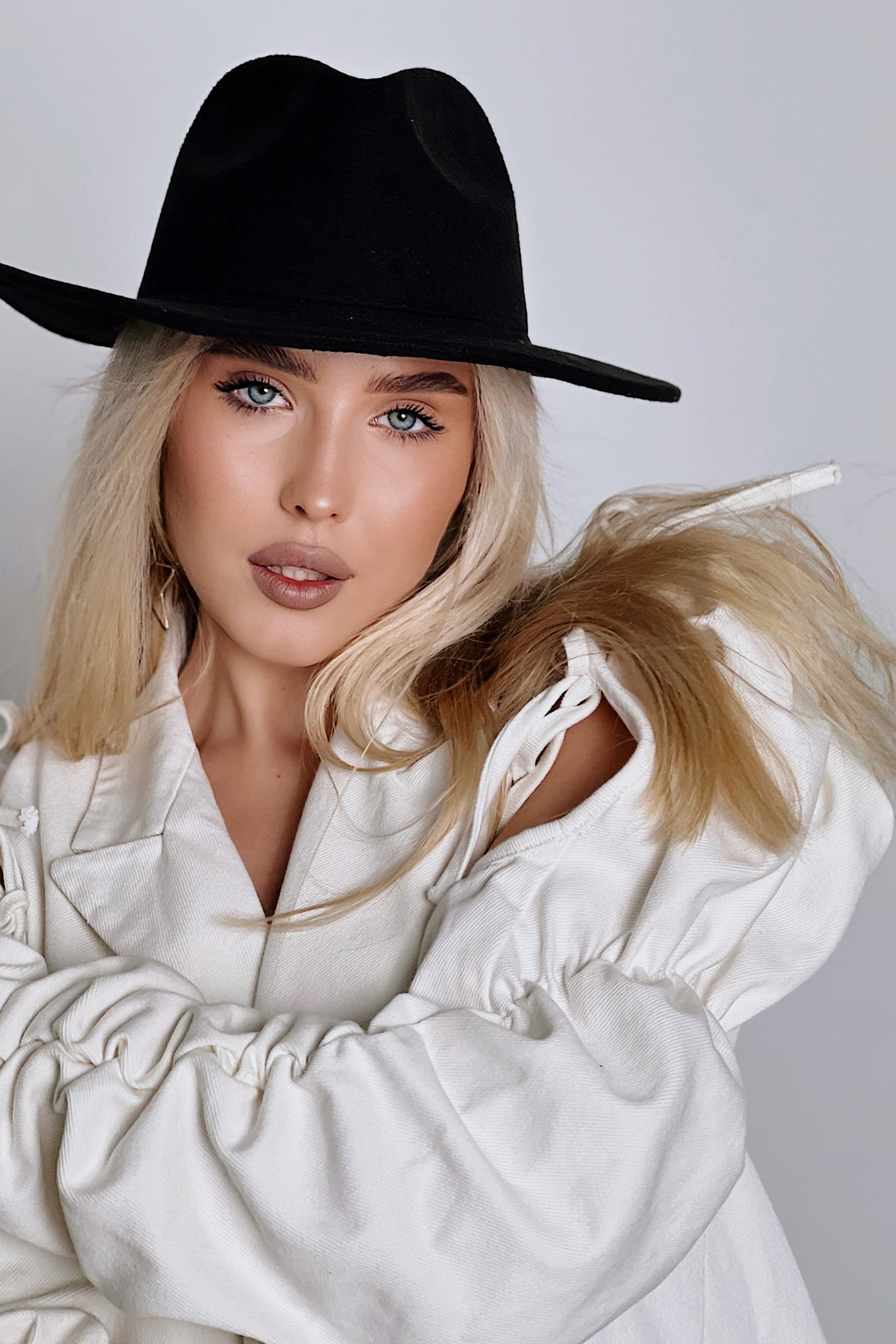 Модель для предметной съемки Анна Т. Казань| Sale Easy