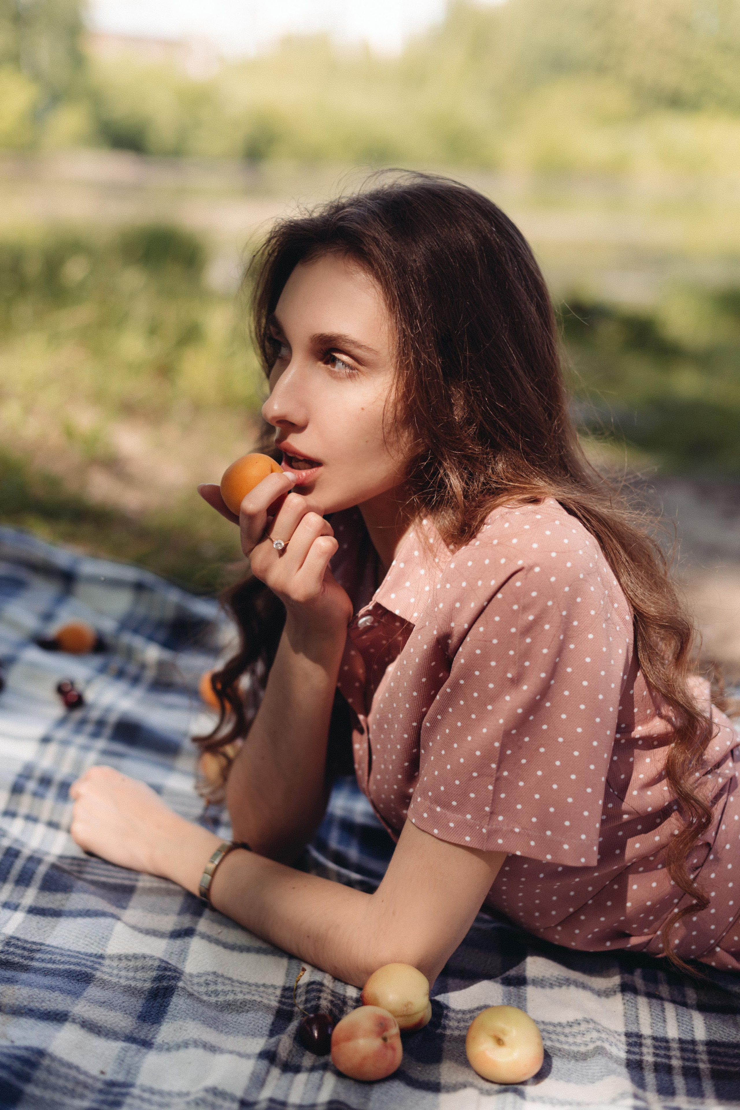 Модель для предметной съемки Вера В. Москва| Sale Easy