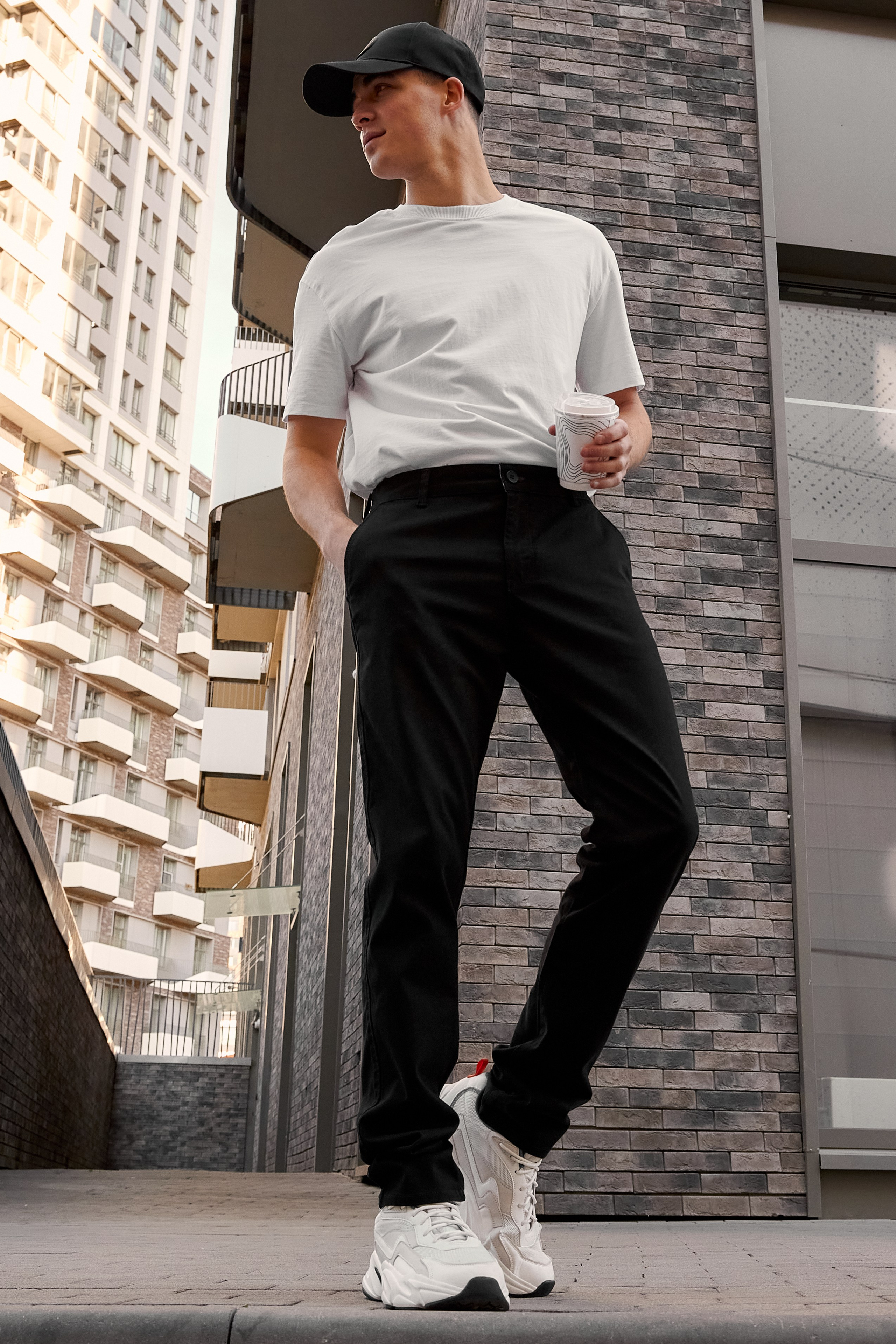 Модель для предметной съемки Павел id 11160 Москва| Sale Easy