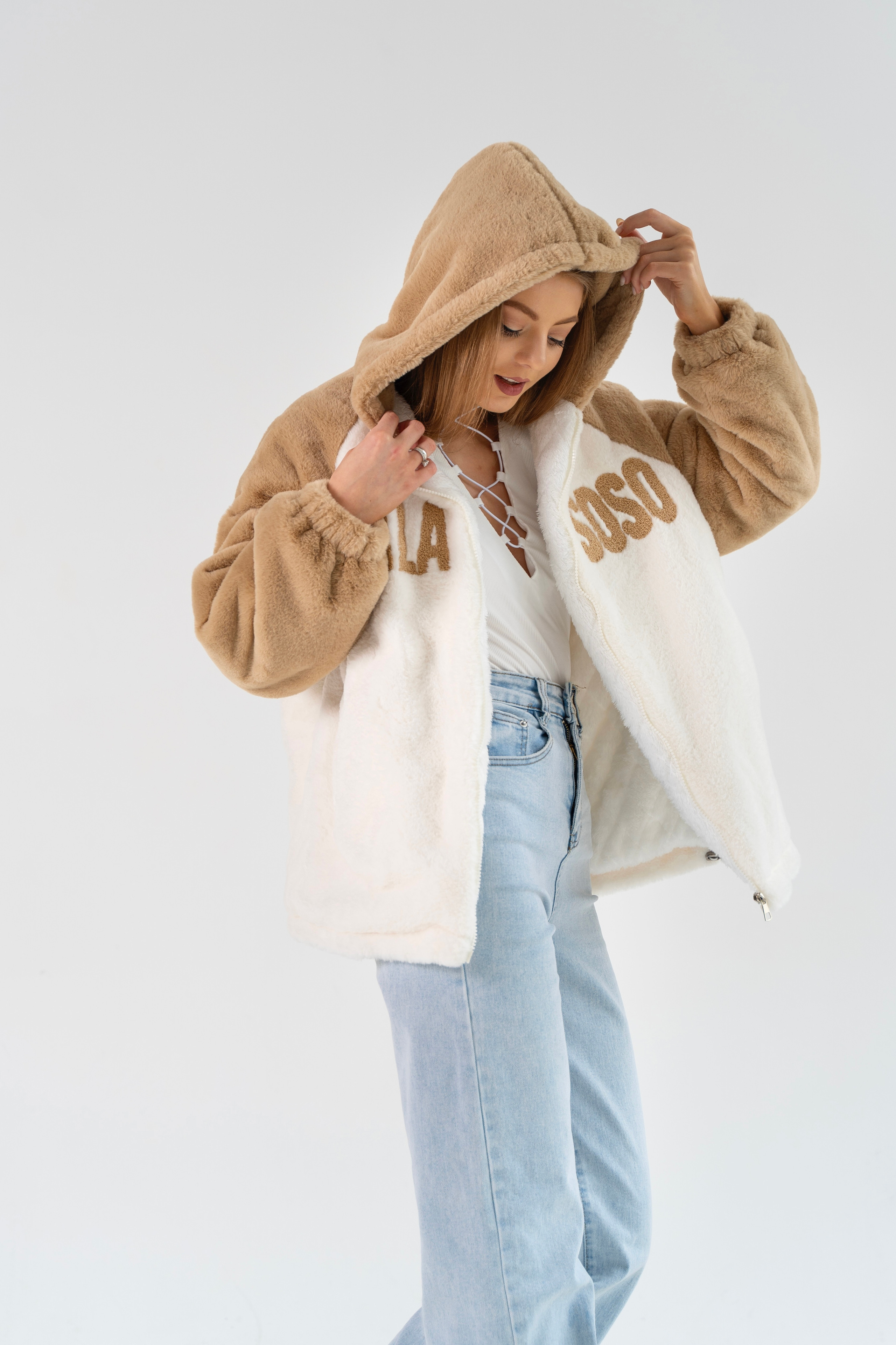 Модель для предметной съемки Мэри Москва| Sale Easy