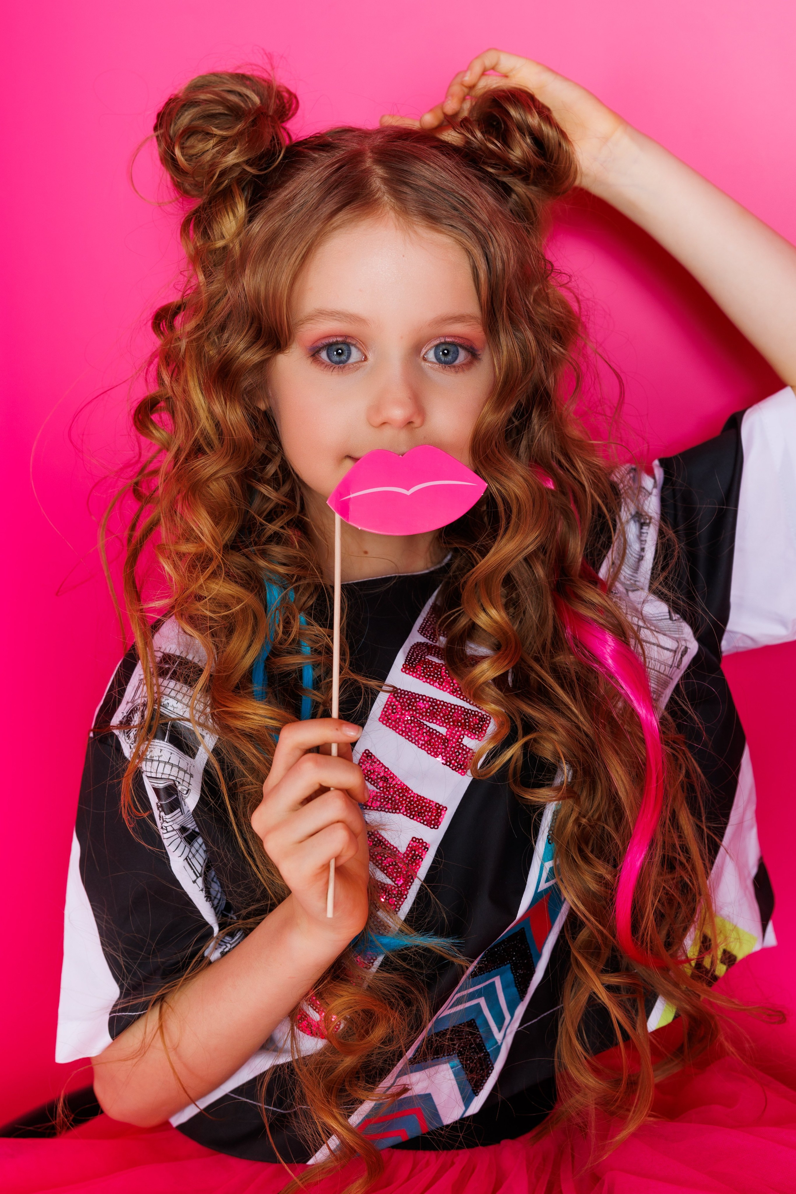 Модель девочка для предметной съемки Лаура А Казань| Sale Easy