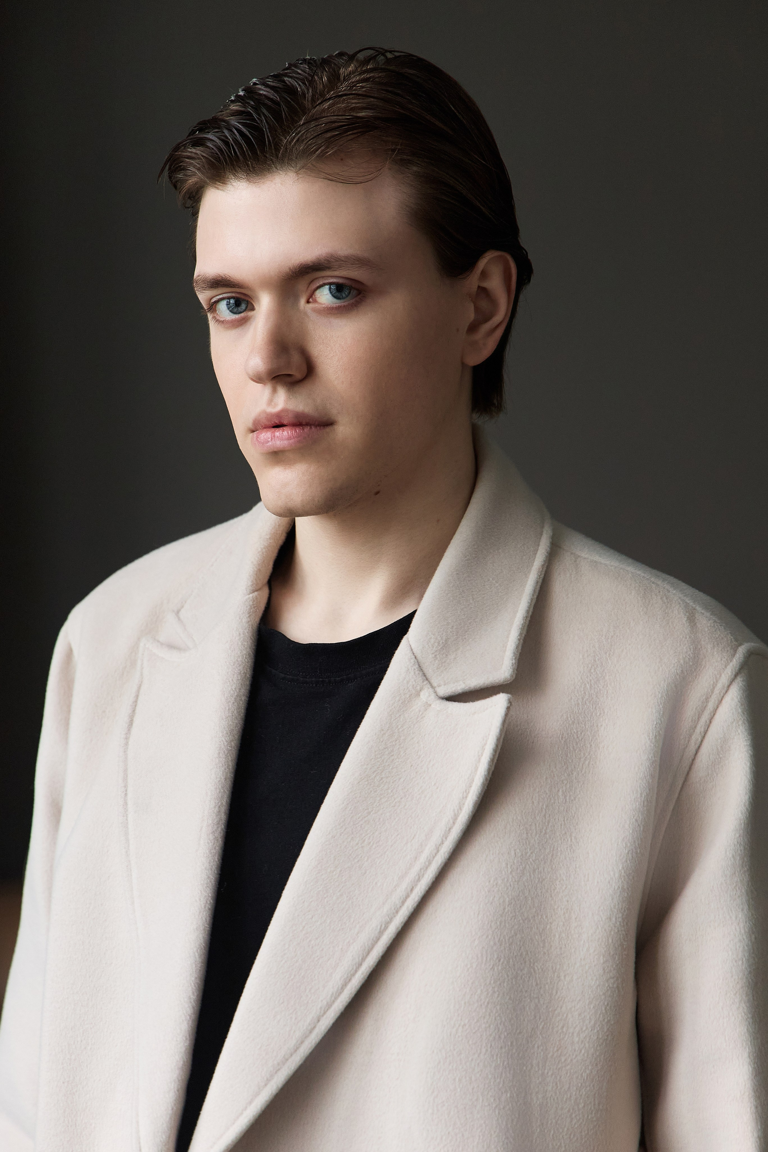 Модель для предметной съемки Руслан id 11 165 Москва| Sale Easy