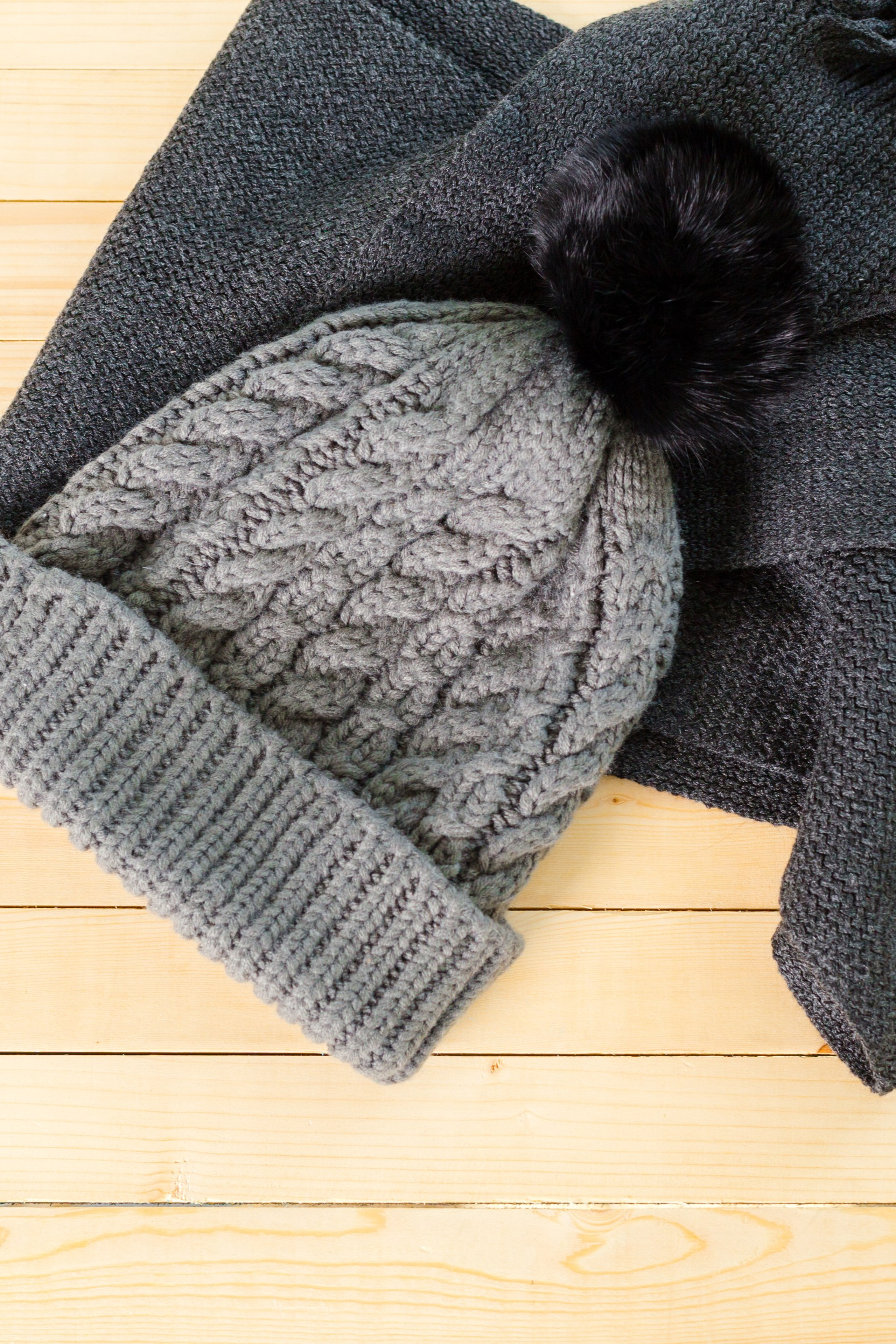 Идея для универсальных шапок, подходящих для мужчин и женщин.