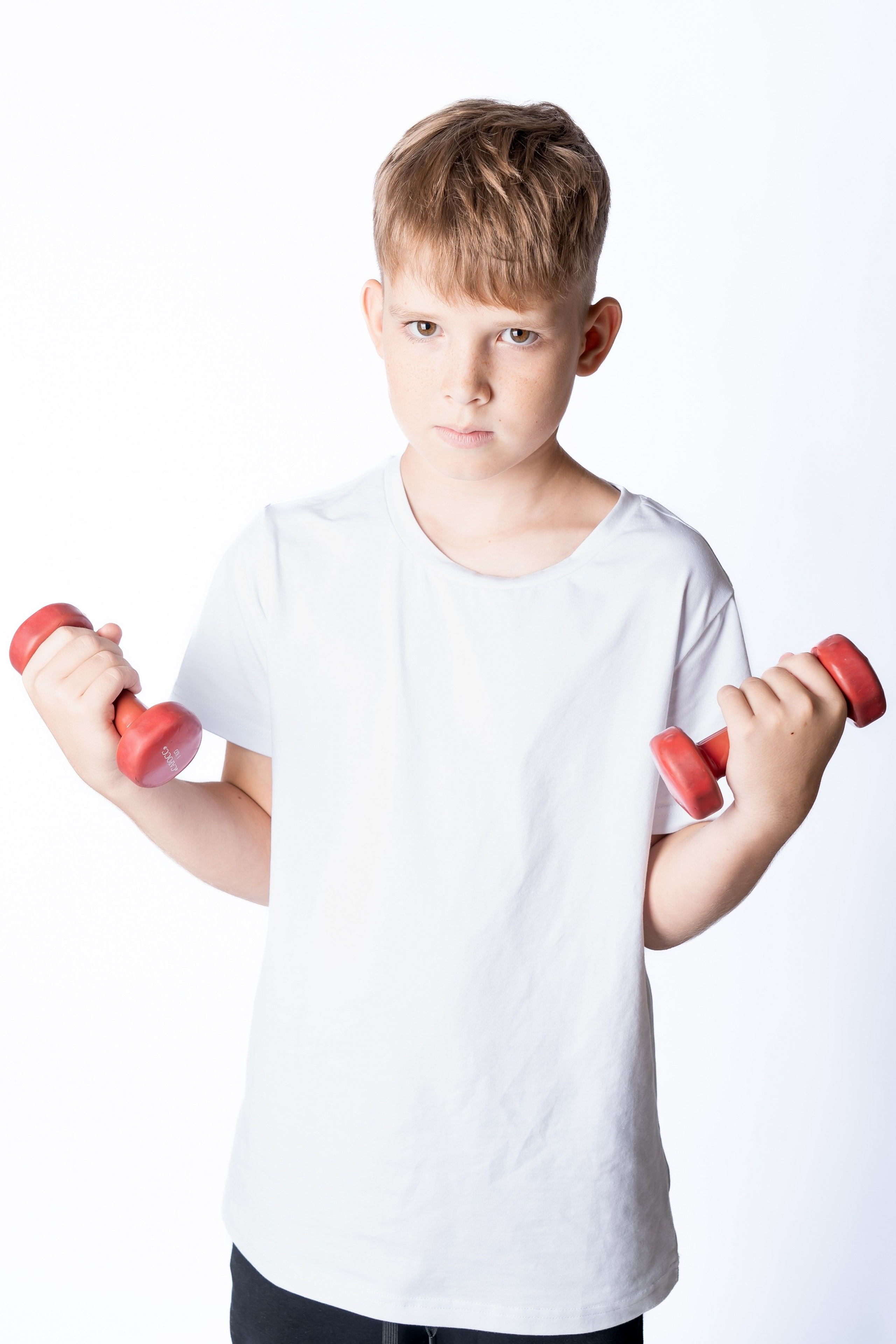 Модель Данис для предметной съемки  в Сочи| Sale Easy