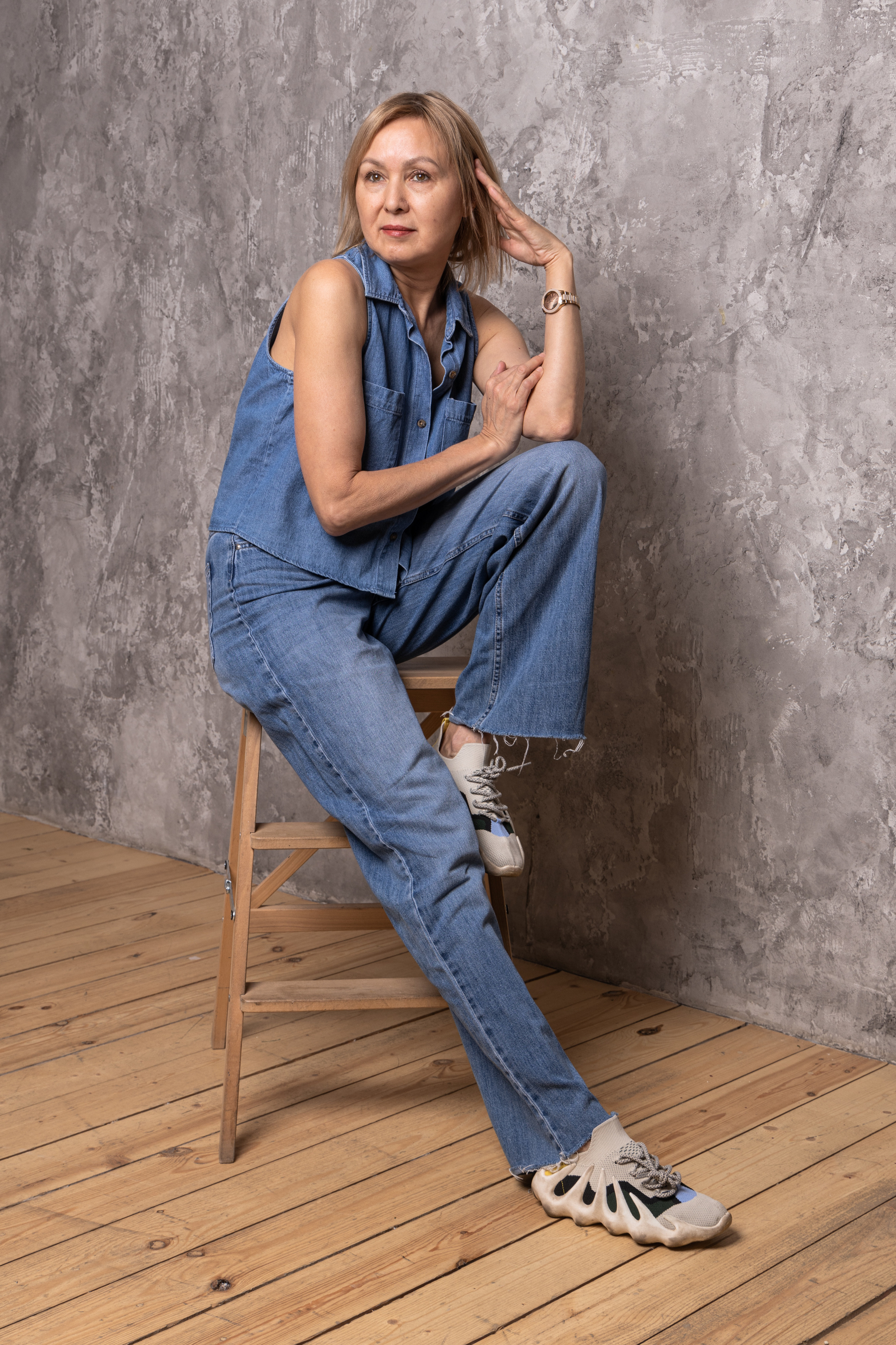 Модель для предметной съемки Алёна 4 Н.Новгород | Sale Easy