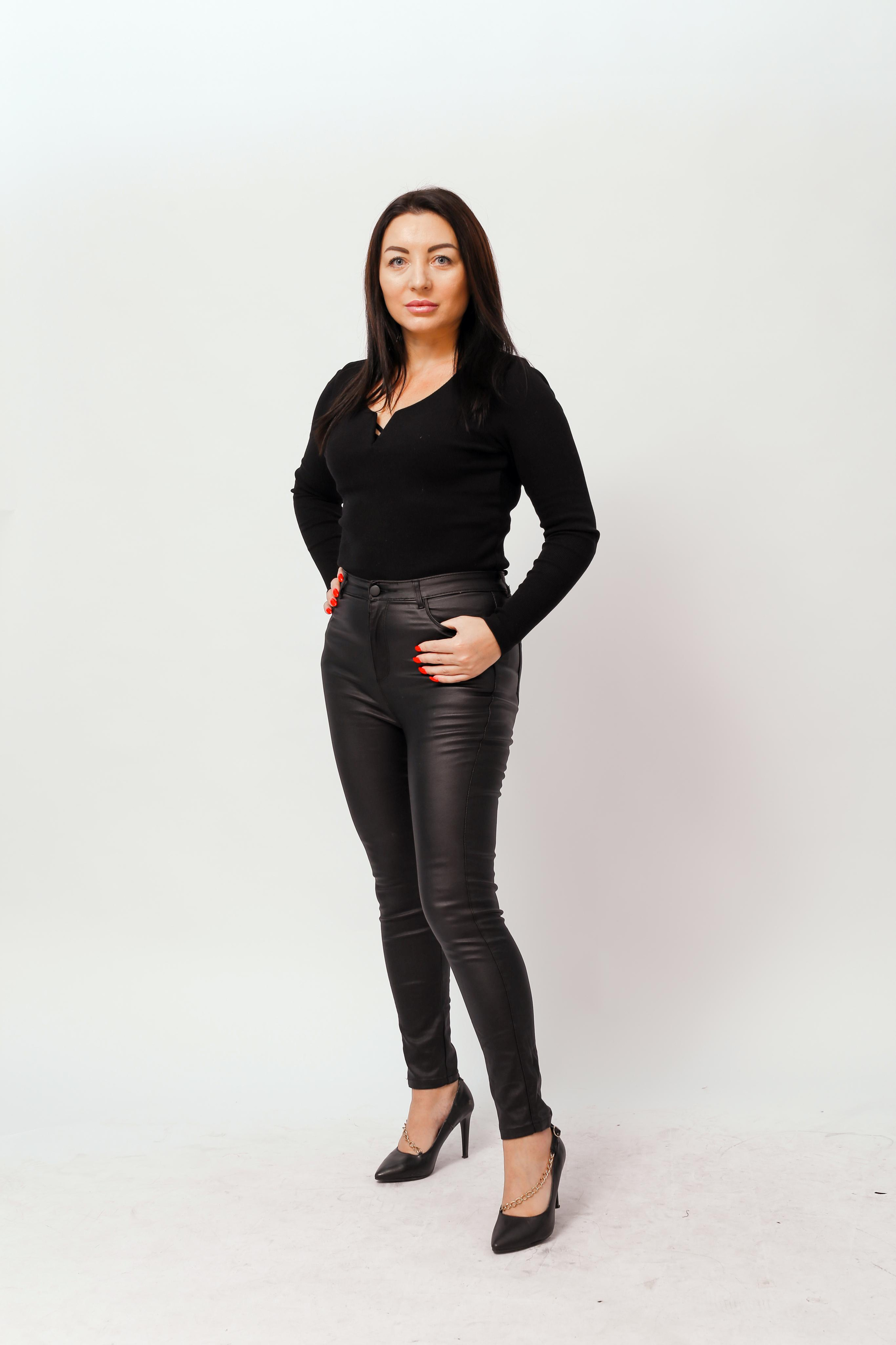 Модель plus size для предметной съемки Олеся Б.Москва | Sale Easy