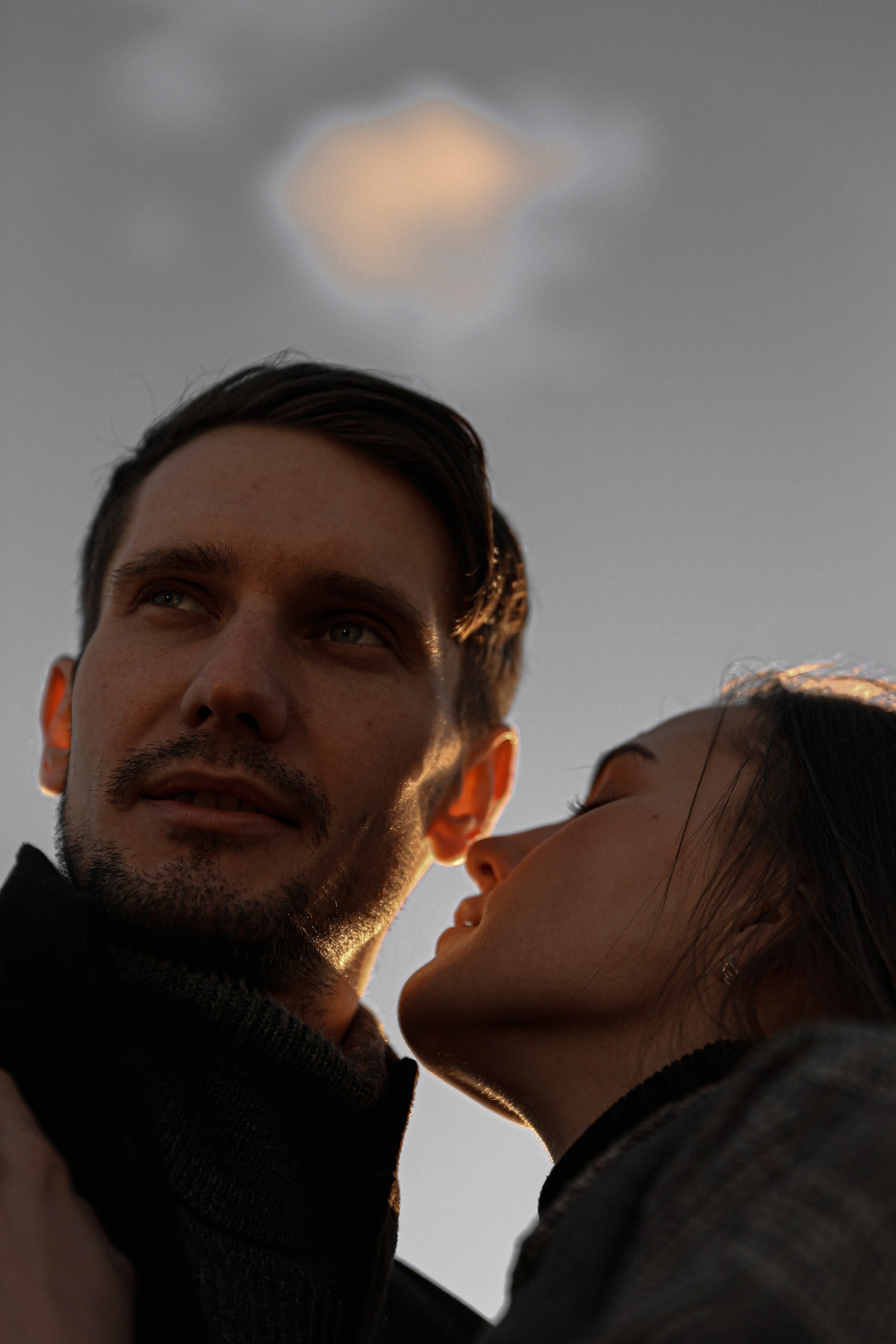 Модель для предметной съемки Евгений id 29 027 С.-Пб| Sale Easy