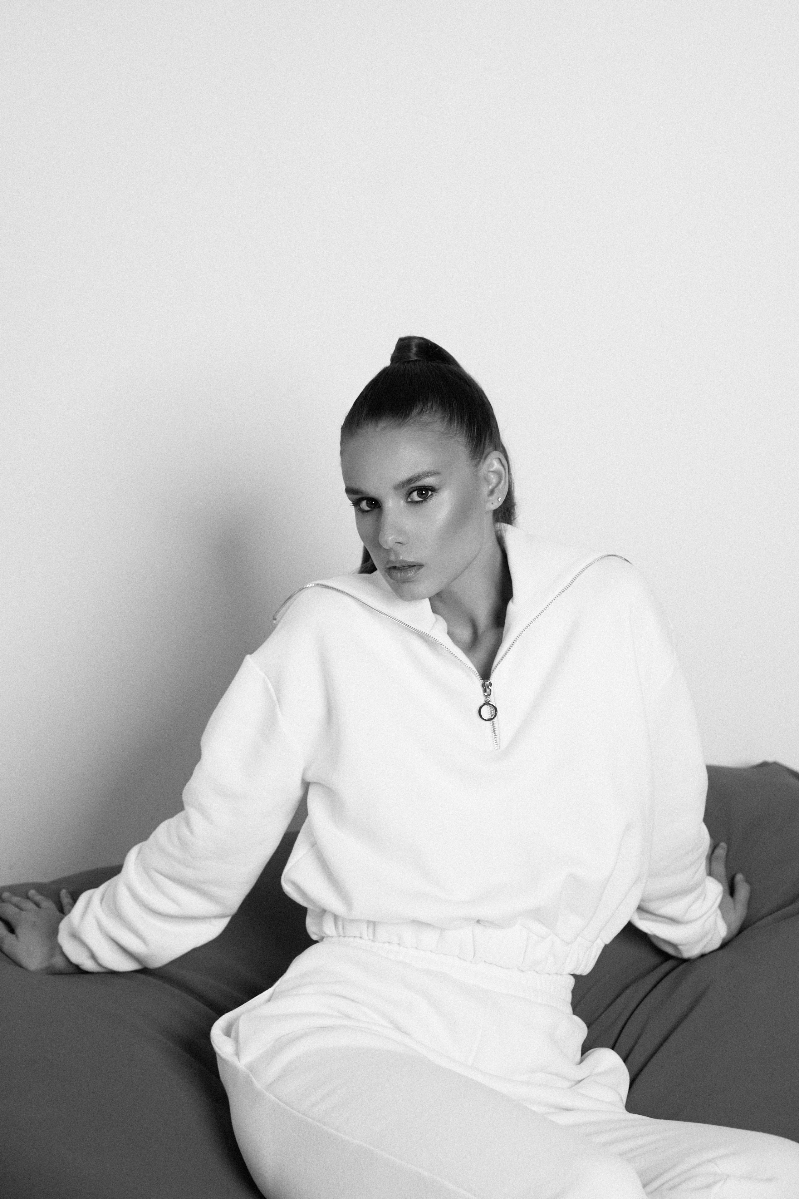 Модель для предметной съемки Валерия З. С.-Пб| Sale Easy